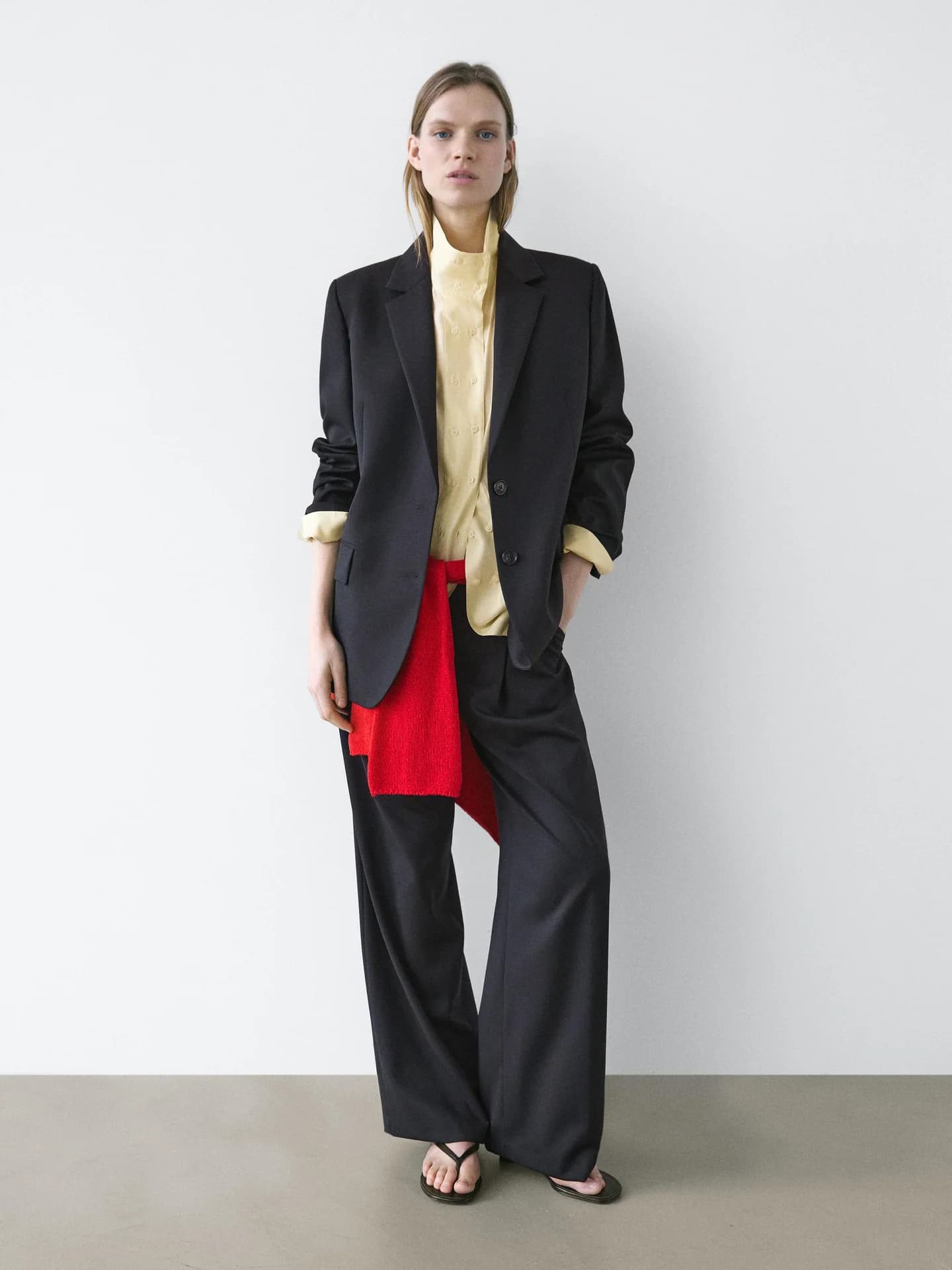 SBL-TRAJES - фото 10