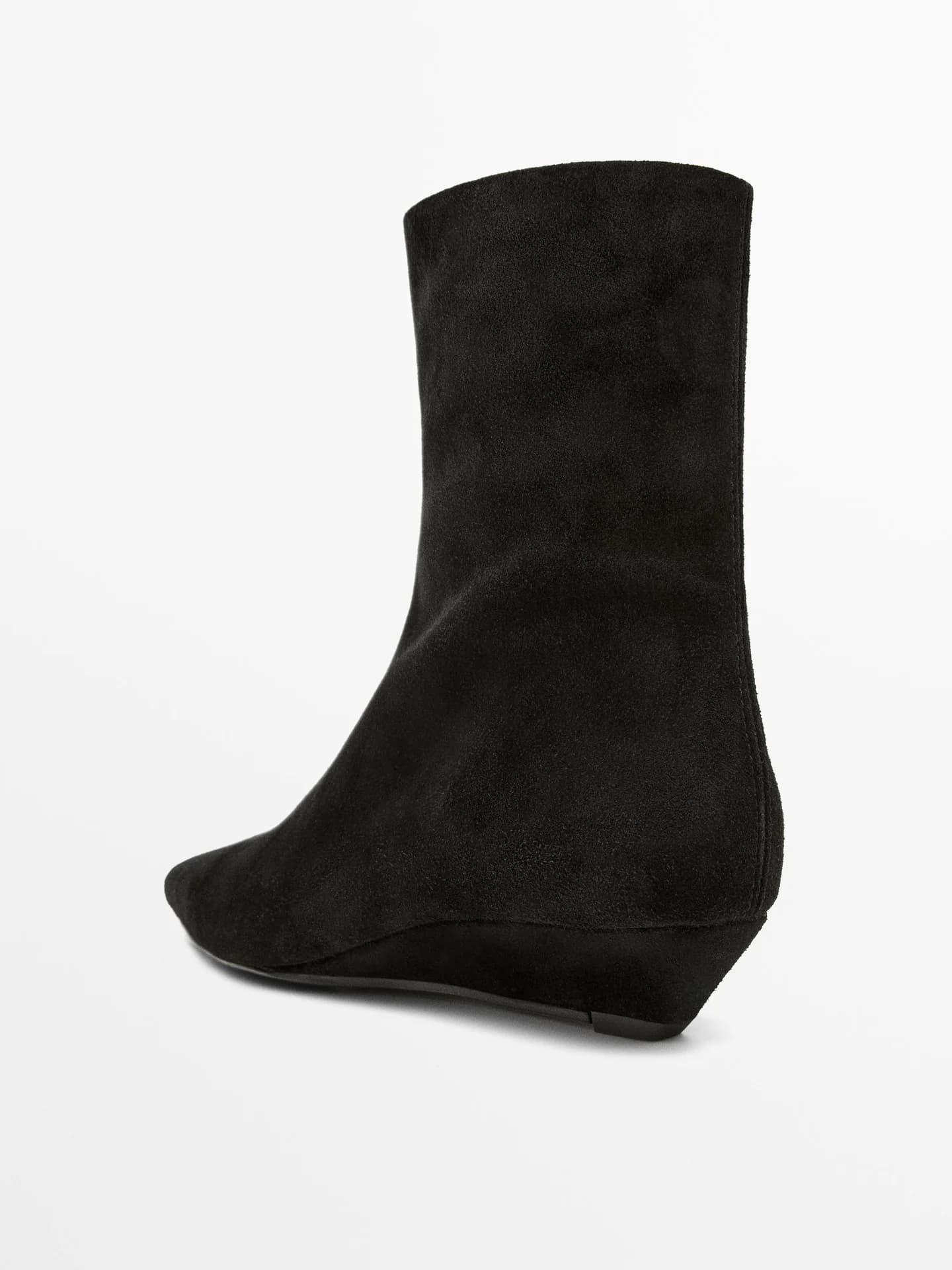 Замшевые ботинки на танкетке - фото 9