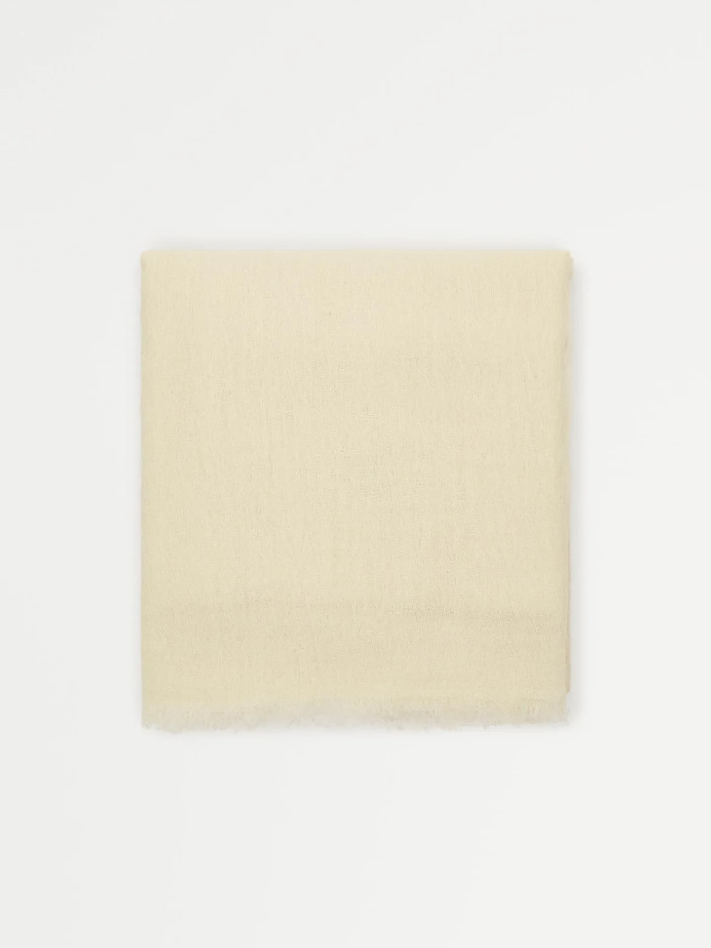 Легкий шарф из смесовой шерсти. - фото 5