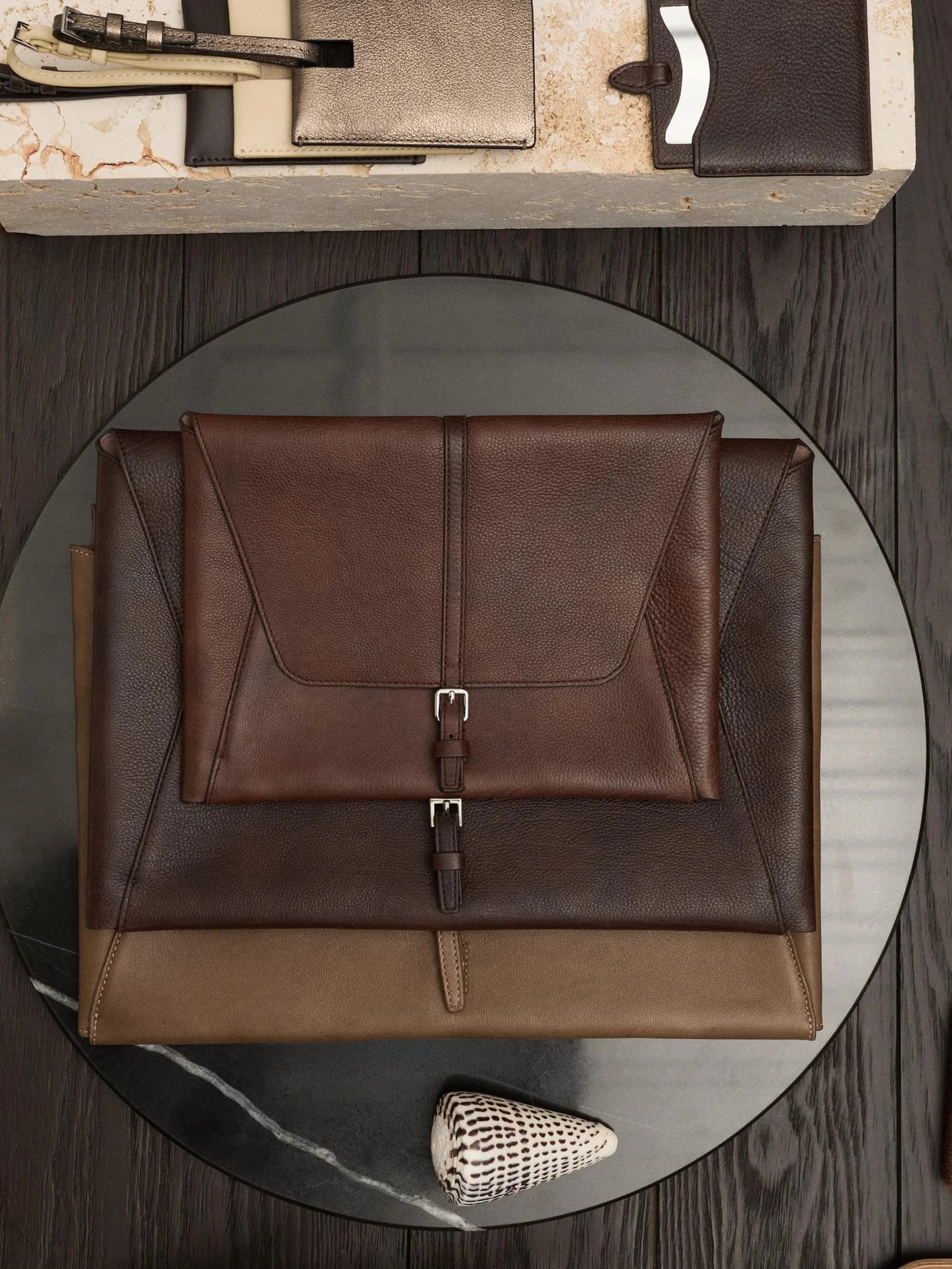 Чехол для технологических аксессуаров из кожи наппа. - фото 10