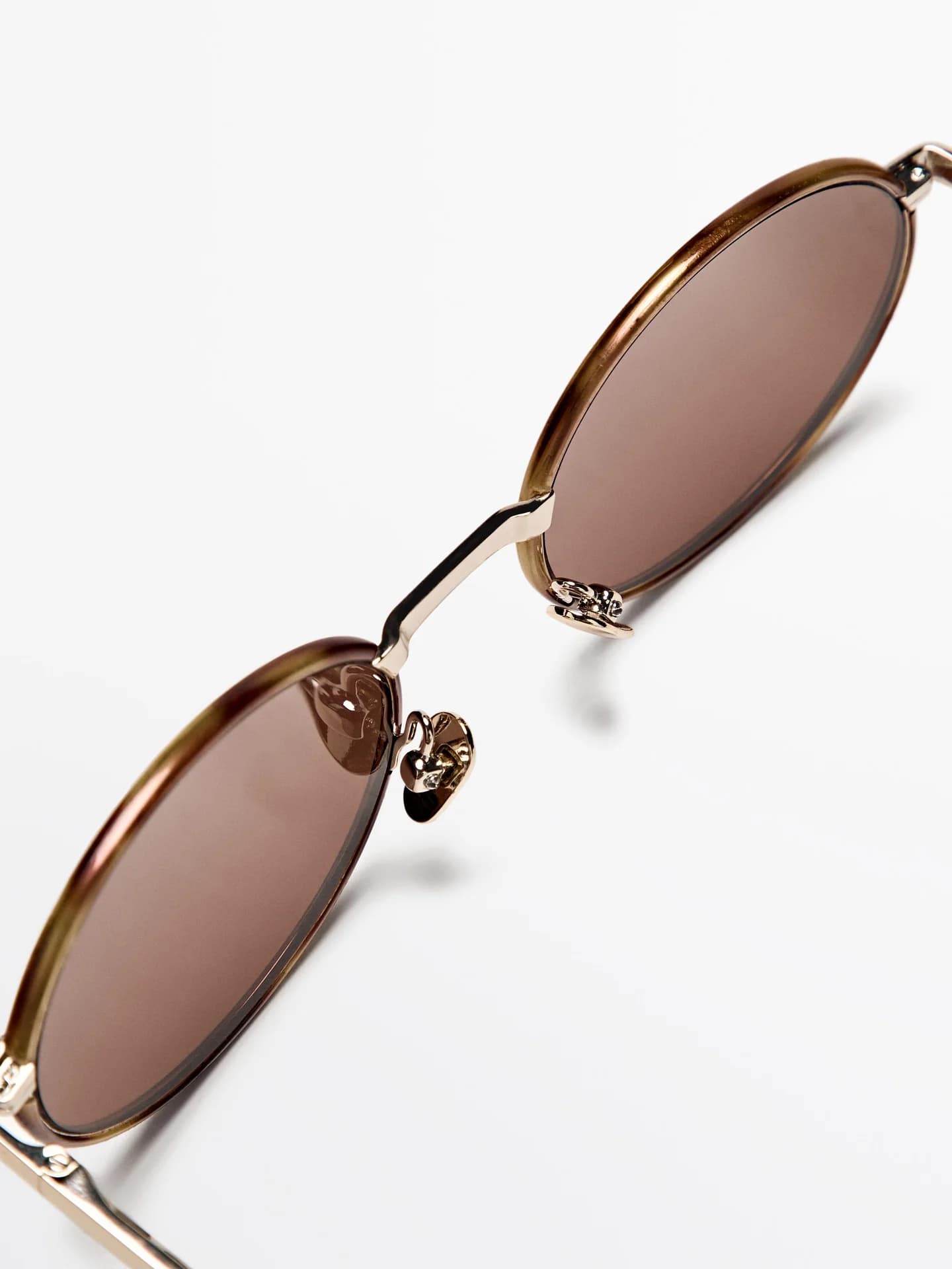 Круглые контрастные солнцезащитные очки - фото 6