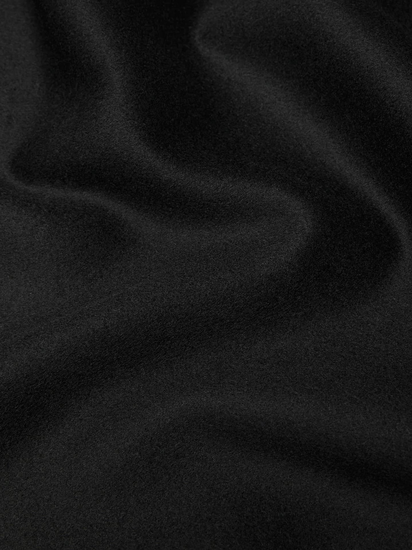 Вязаная накидка с шерстяной бахромой - фото 6