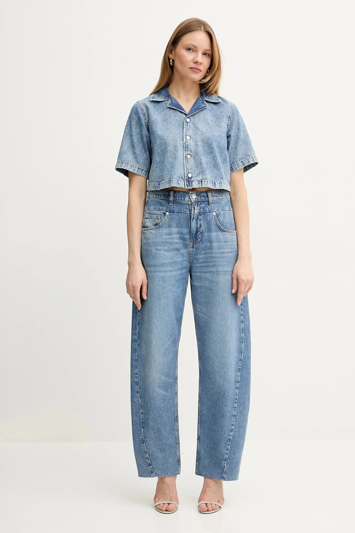 Джинсы - фото 2