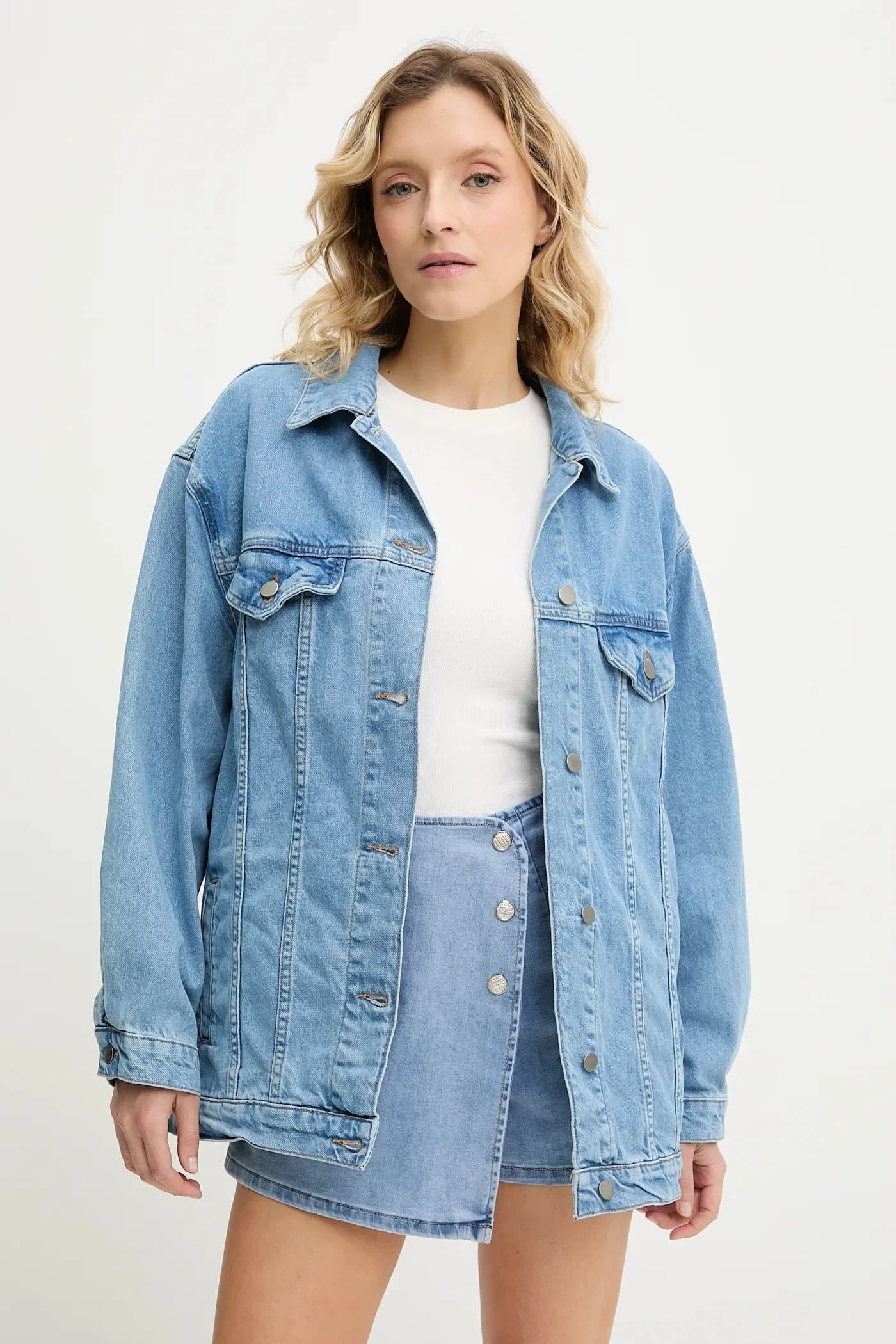 Хлопковая джинсовая куртка