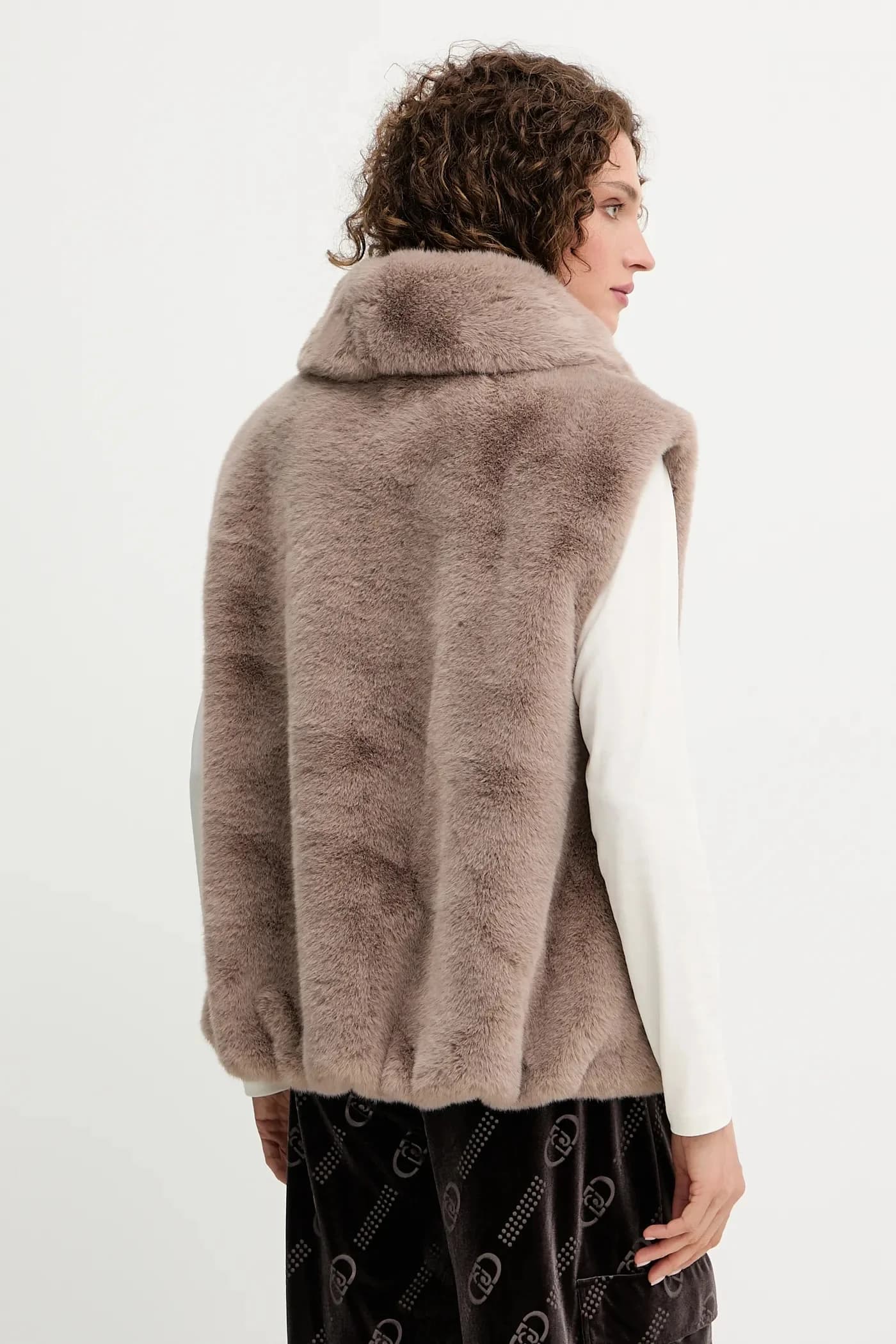 Без рукавов - фото 3