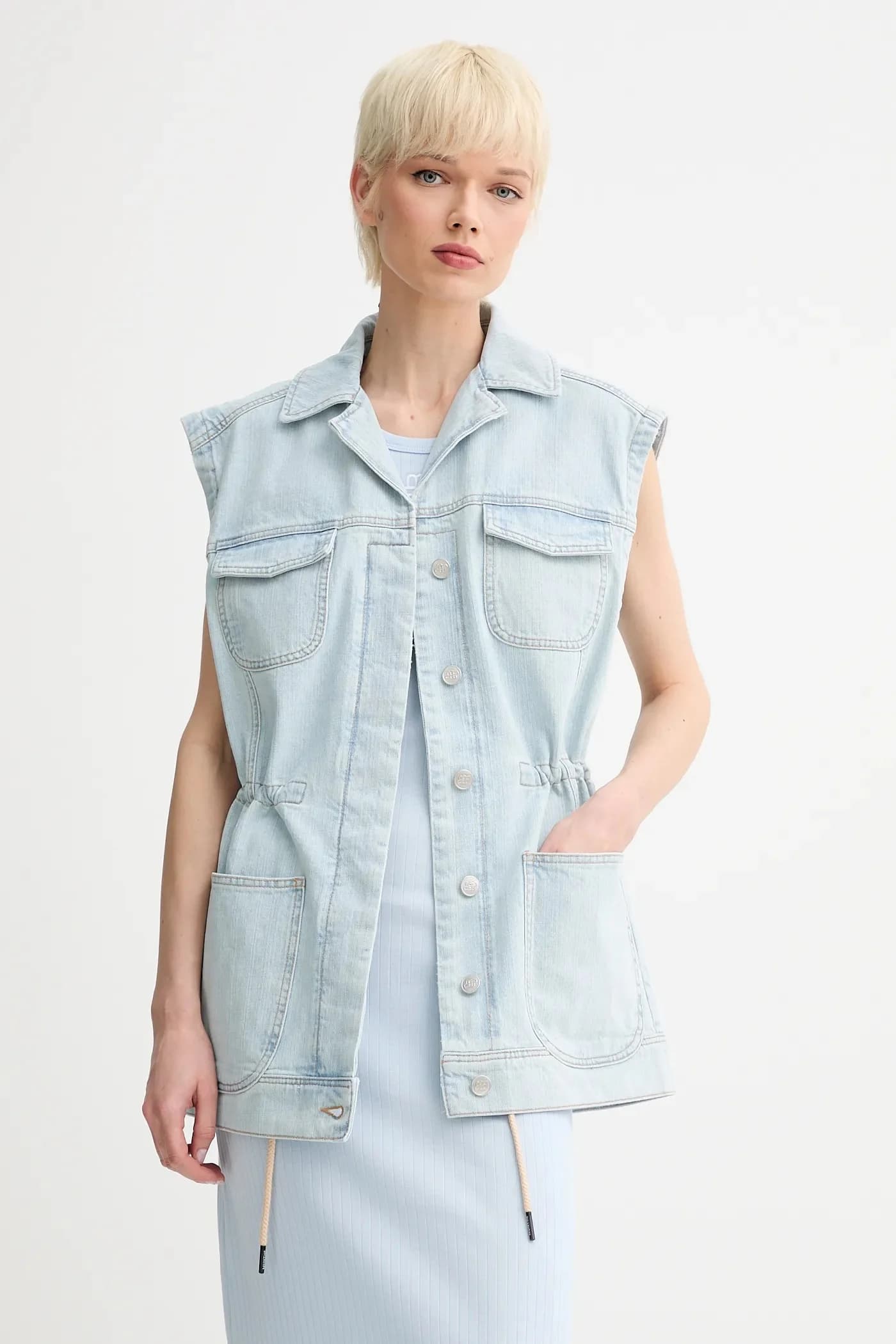 Джинсовый жилет USAMI