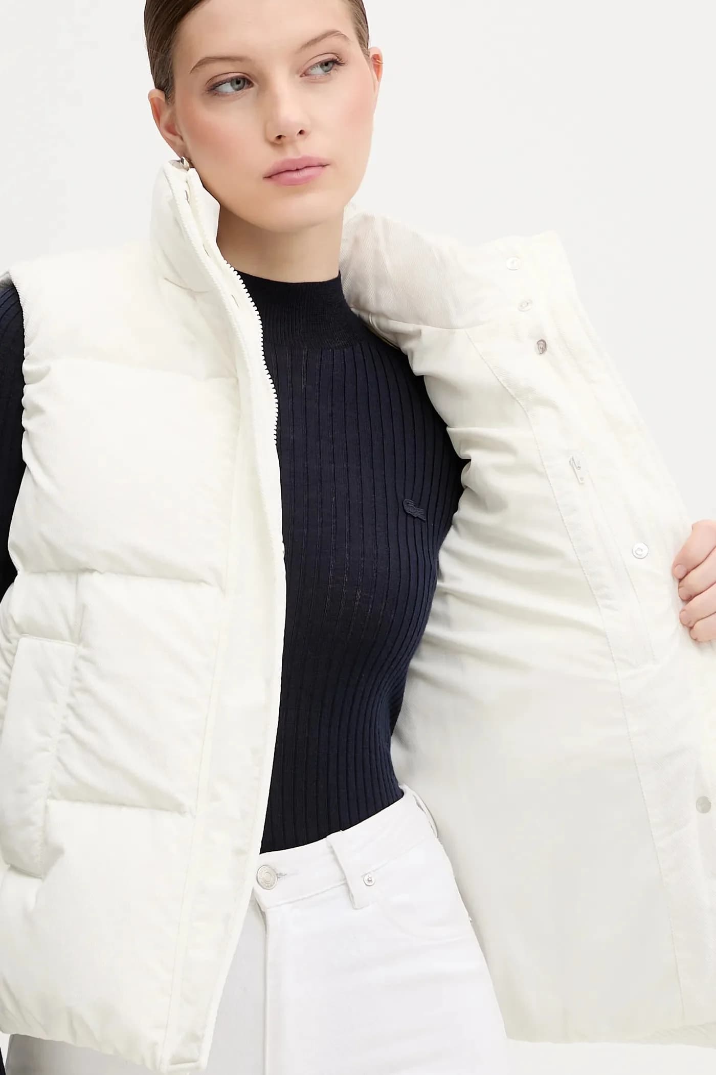 Пуховой жилет - фото 6