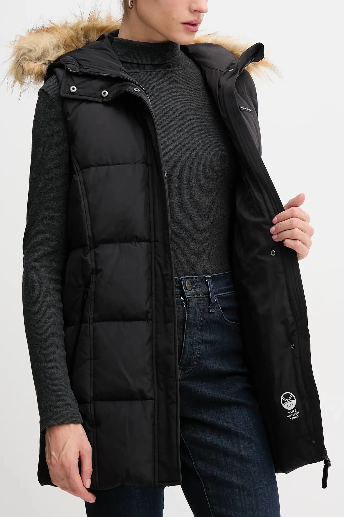 Пуховой жилет - фото 6