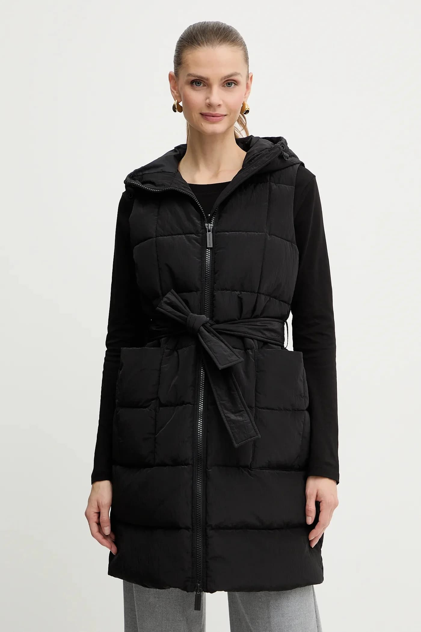 Без рукавов