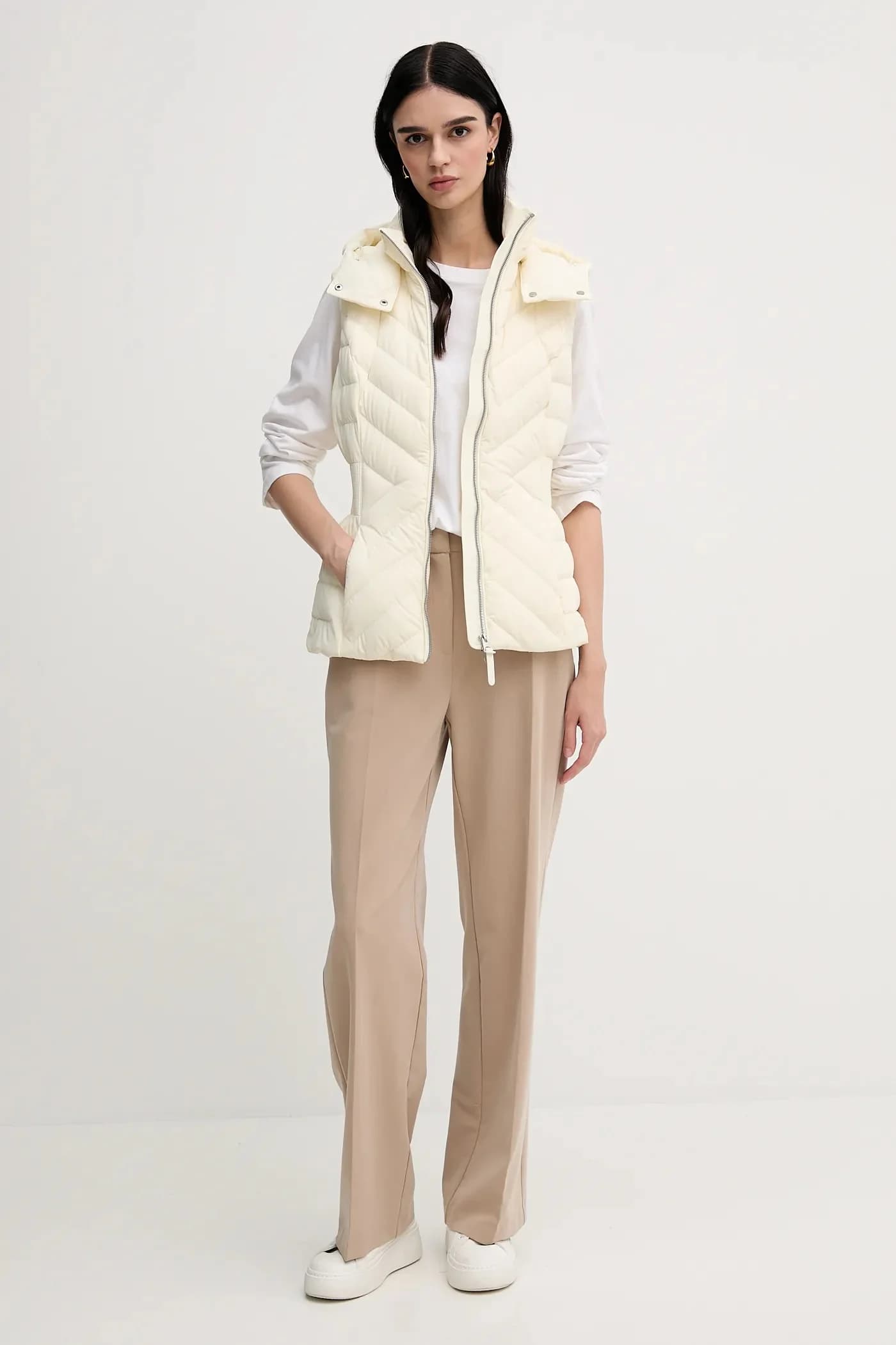 Пуховой жилет - фото 2