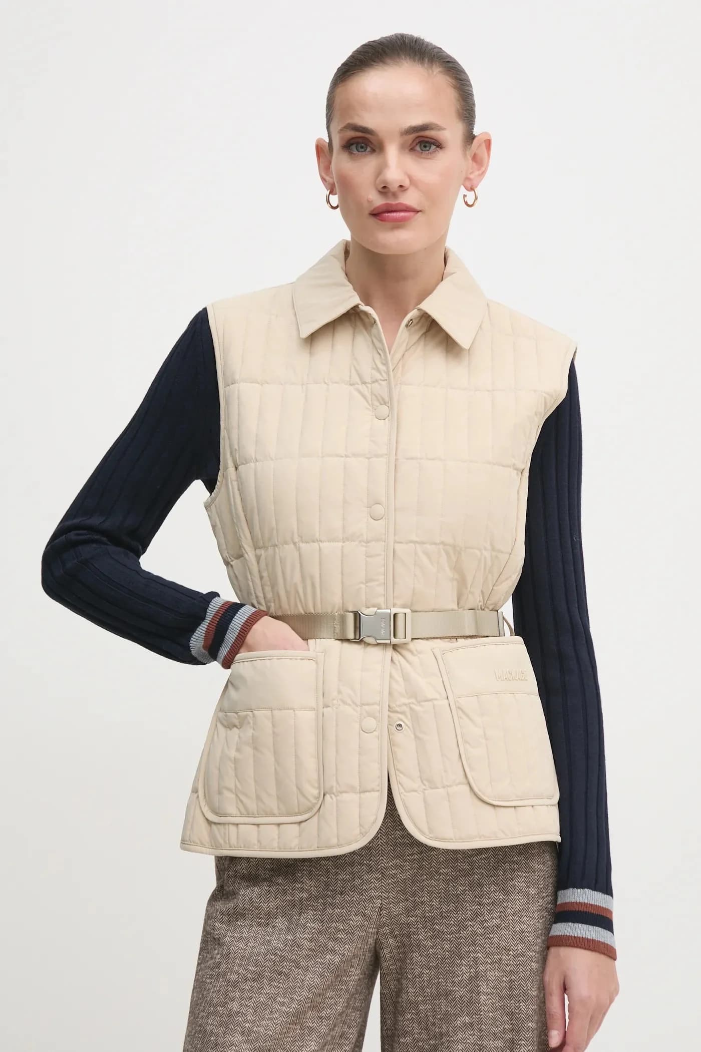 Пуховой жилет