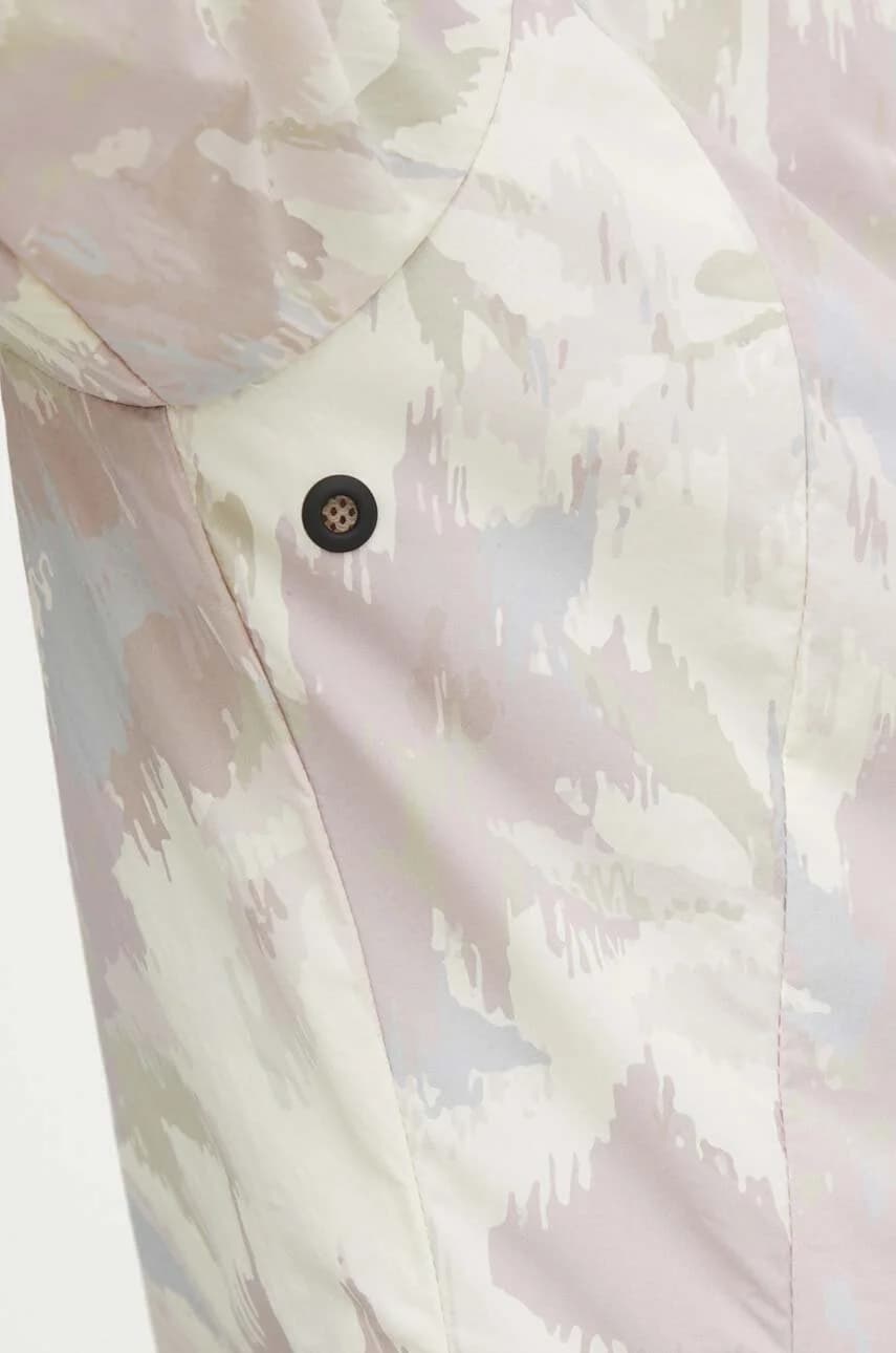 Ветровка с масштабным принтом - фото 6