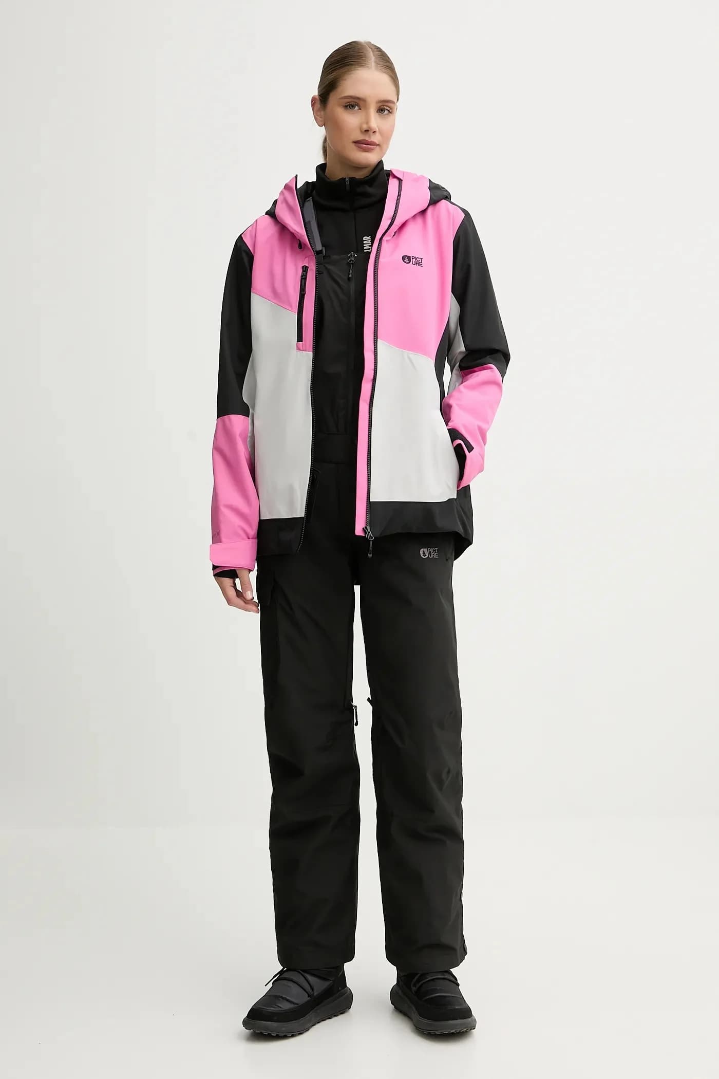 Видел лыжную куртку - фото 2