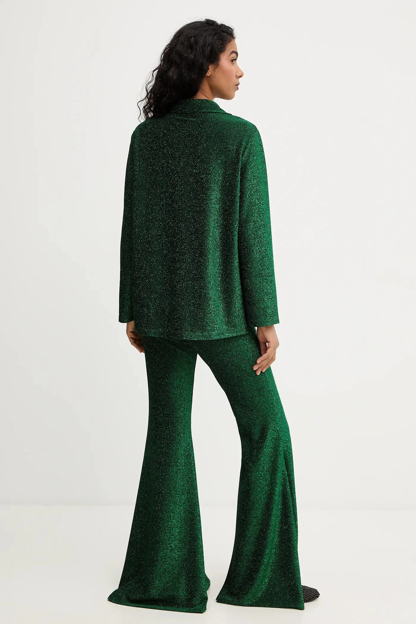 Установить Lounge - фото 3