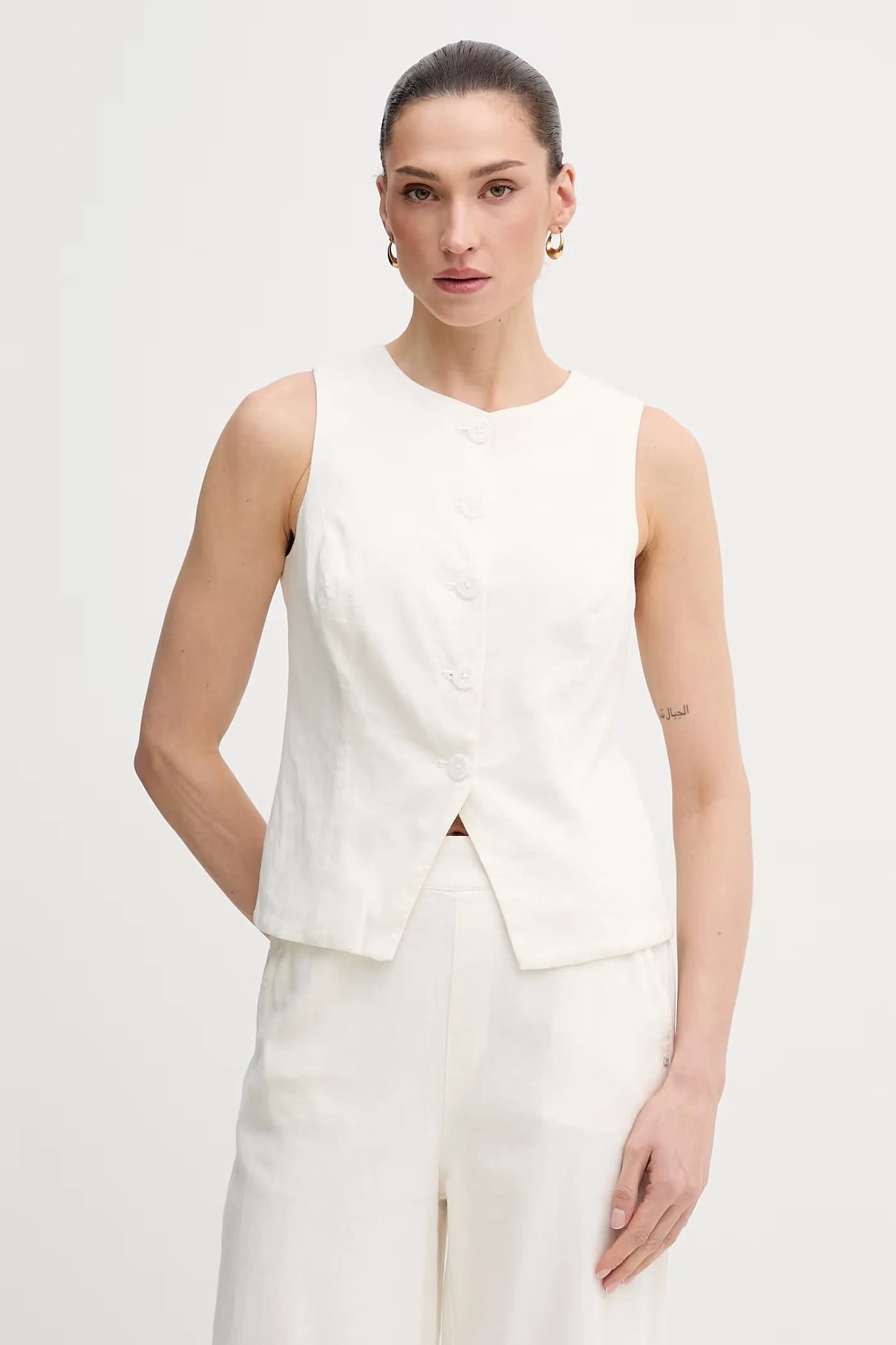 Жилет с льном