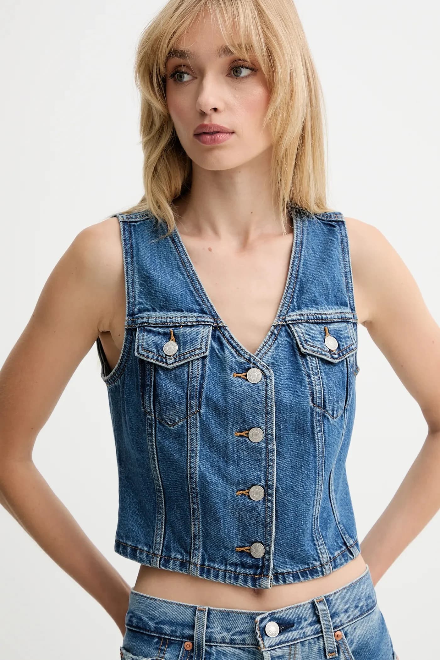 Джинсовый жилет - фото 4