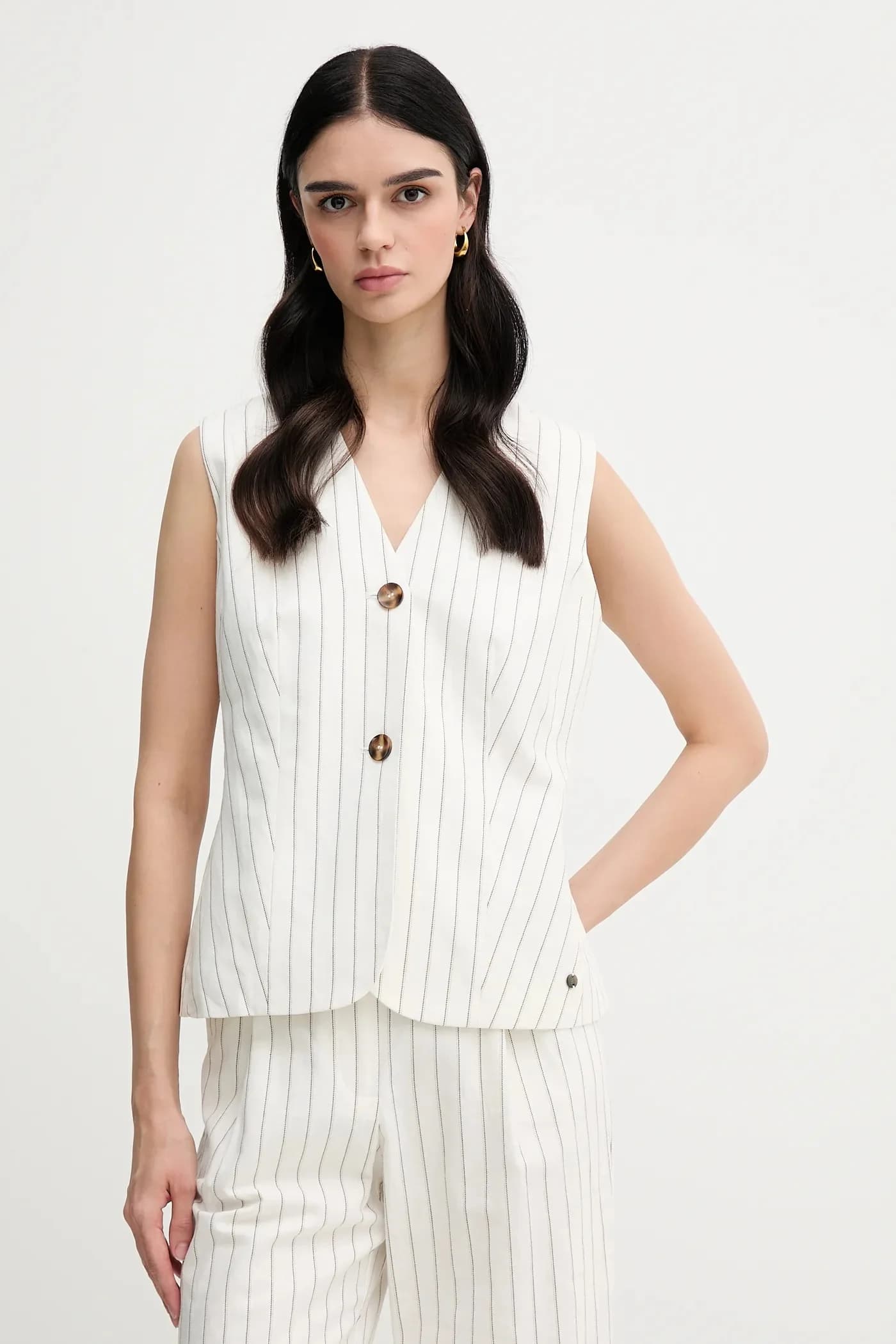 Пиджак из смесового льна