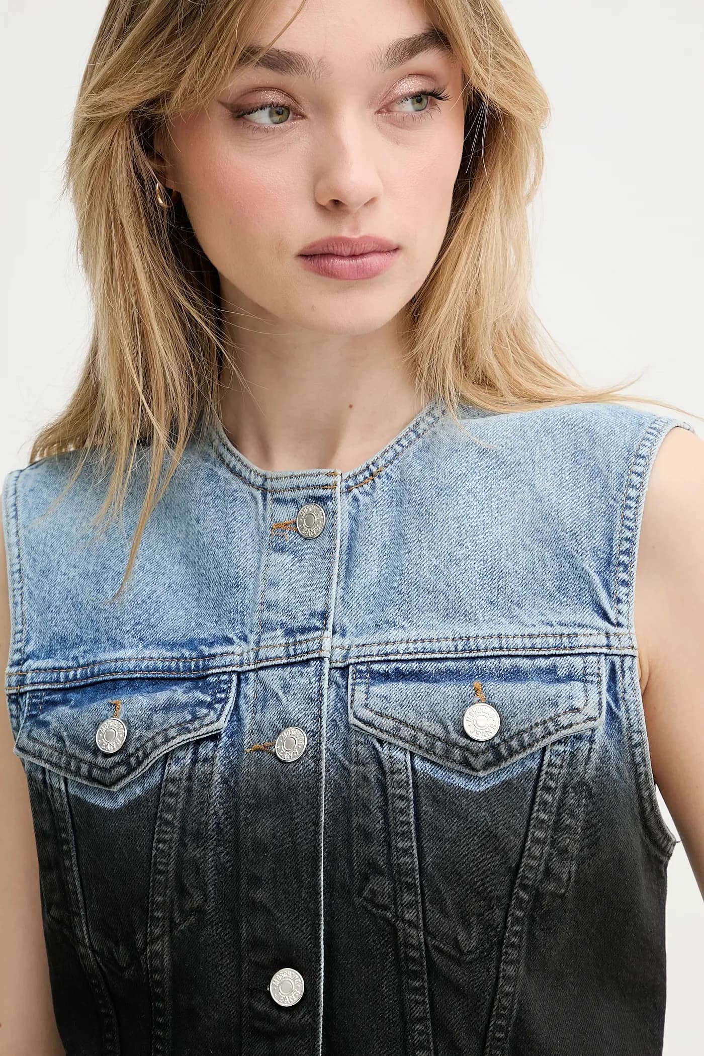 Джинсовый жилет - фото 4