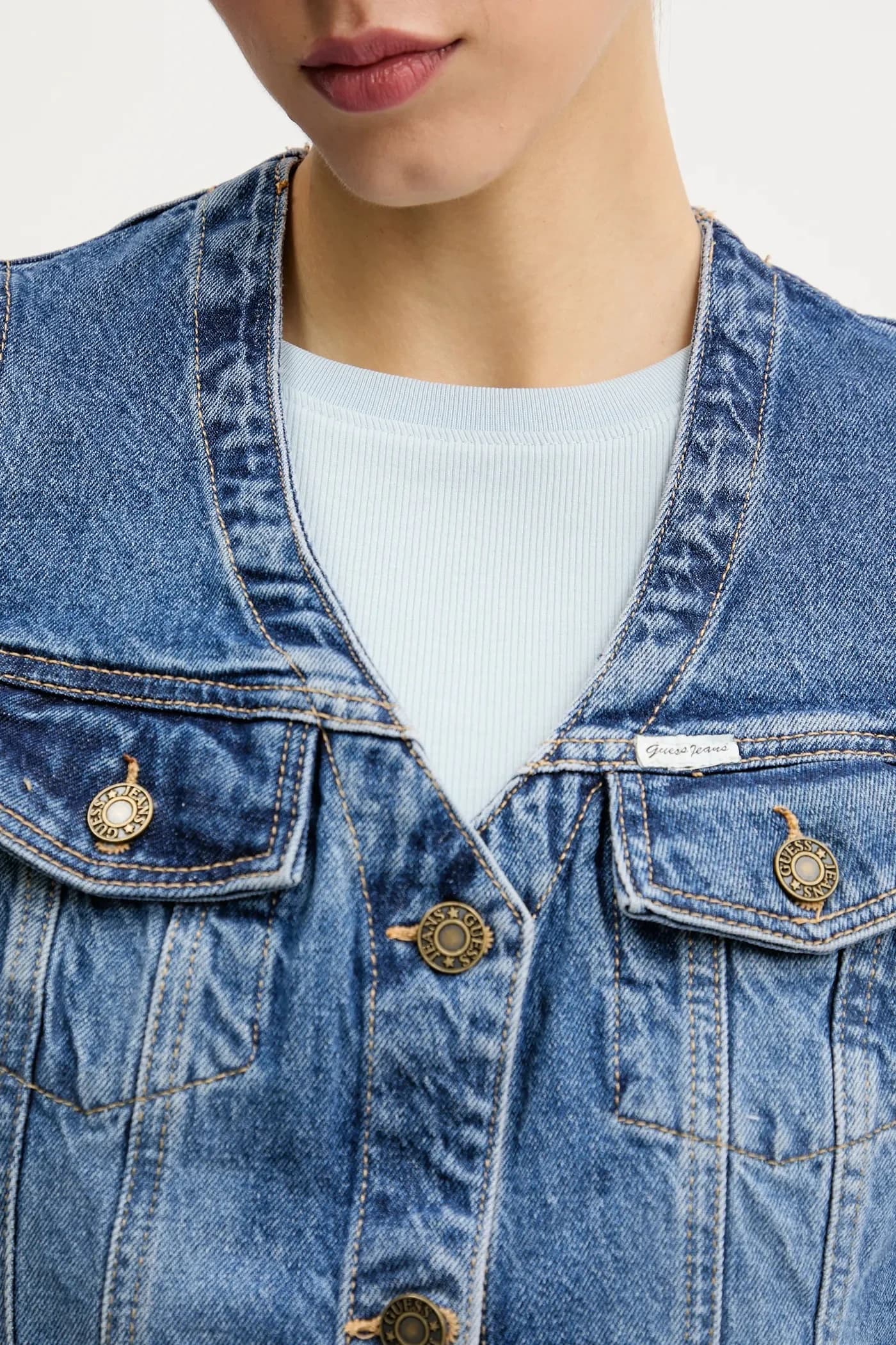 Джинсовый жилет - фото 4