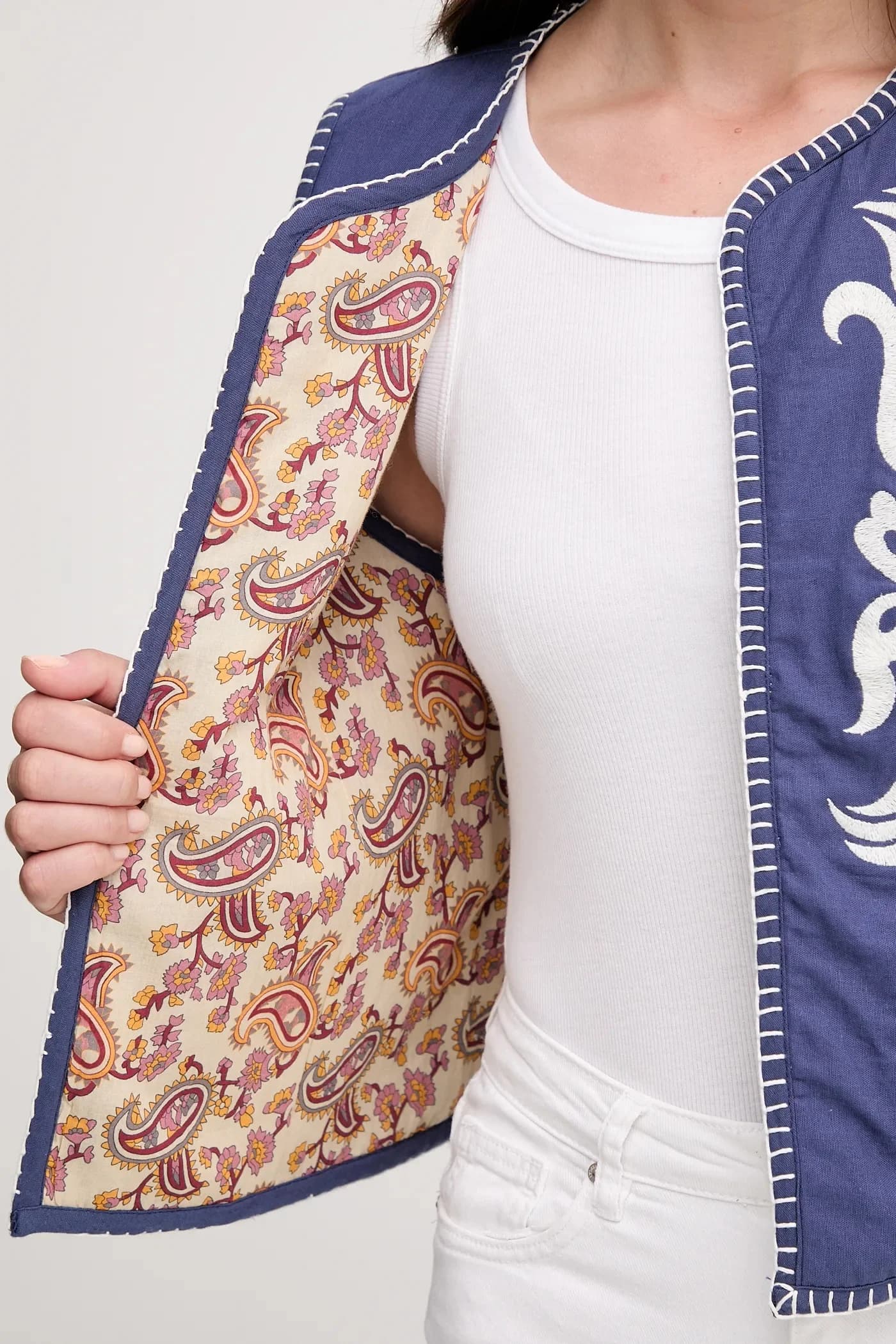 Жилет - фото 6