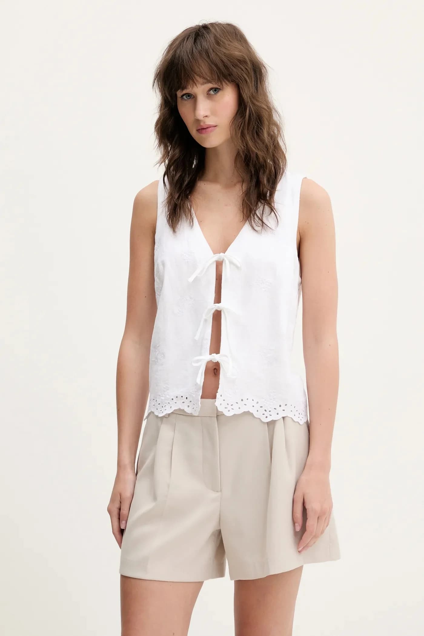 Льняной жилет