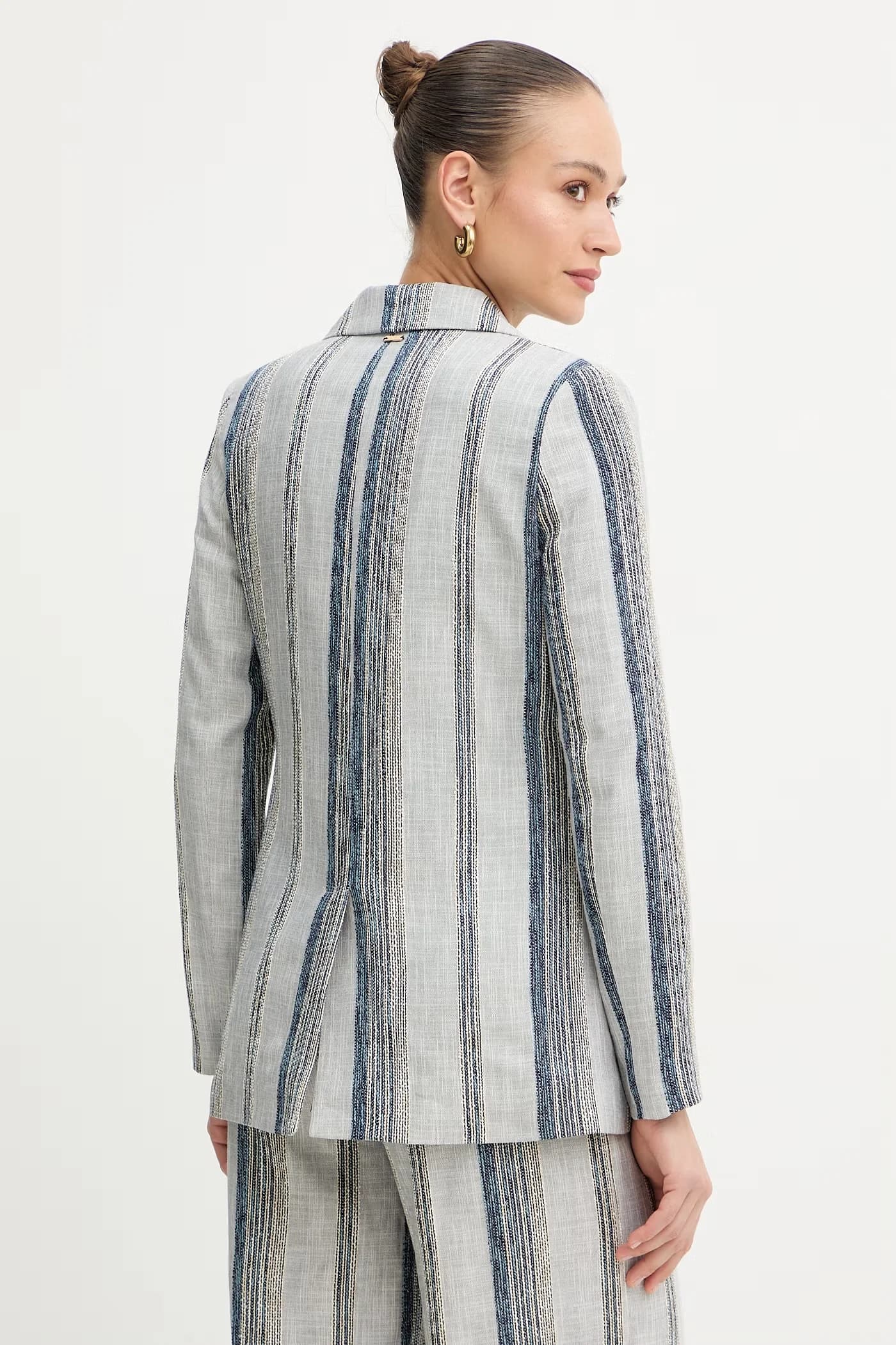 Куртка - фото 3