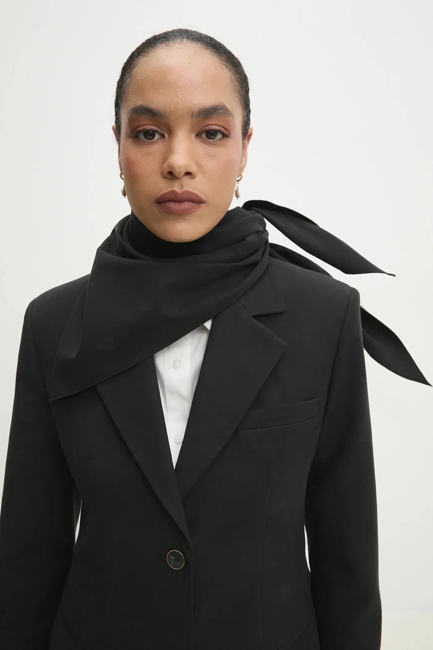 Индивидуальный жакет с шарфом - фото 4