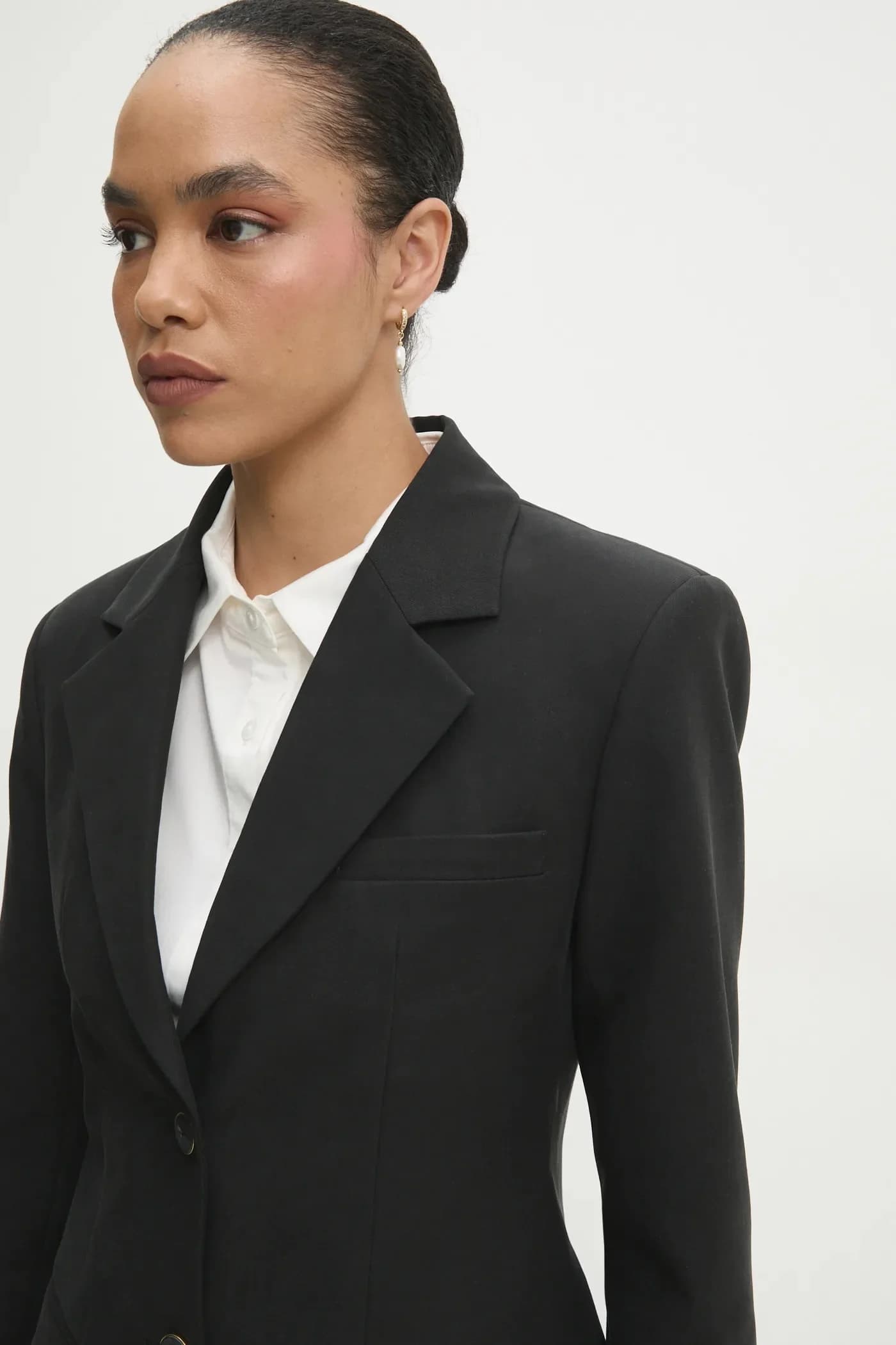 Индивидуальный жакет с шарфом - фото 7