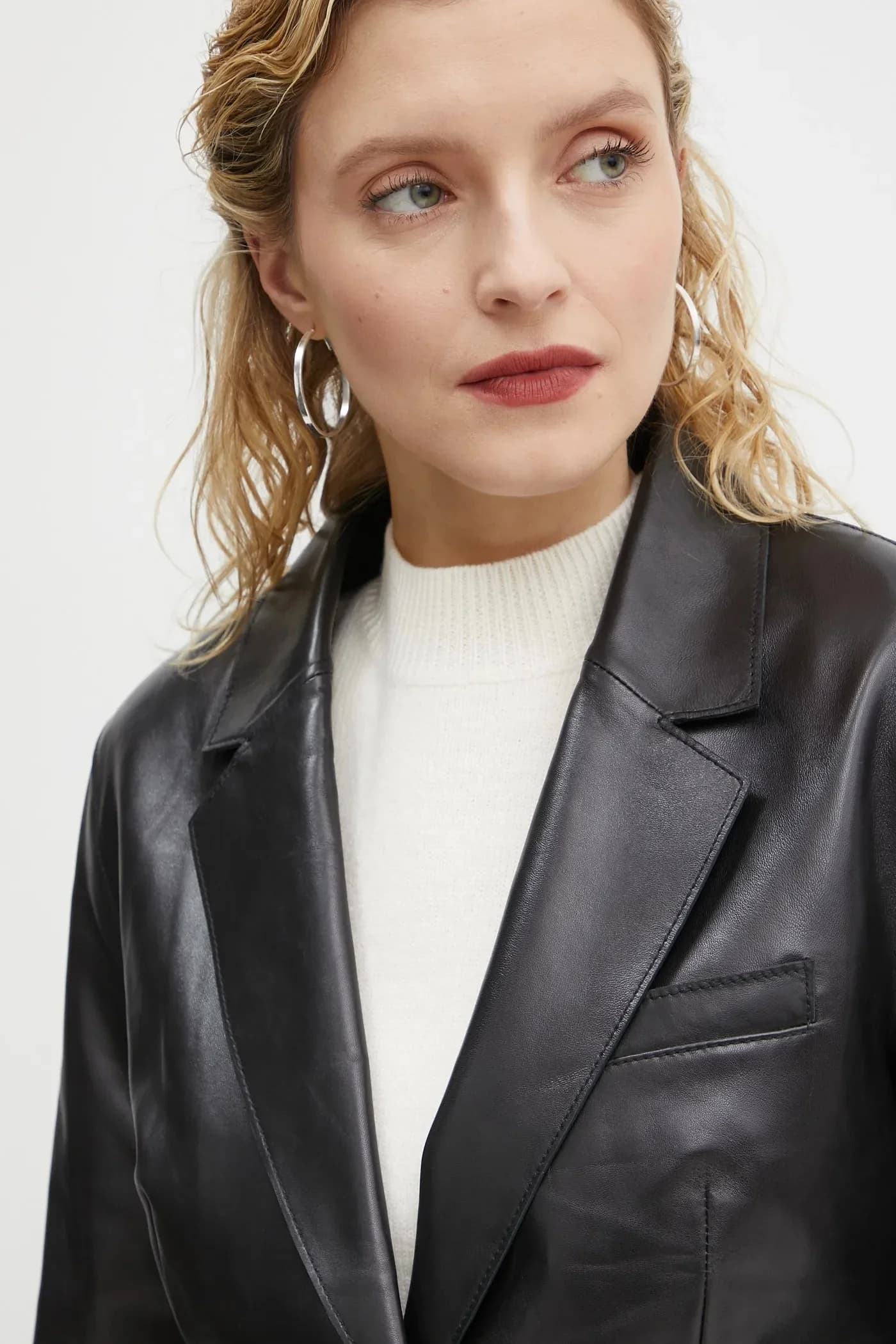 Мина кожаная куртка - фото 4