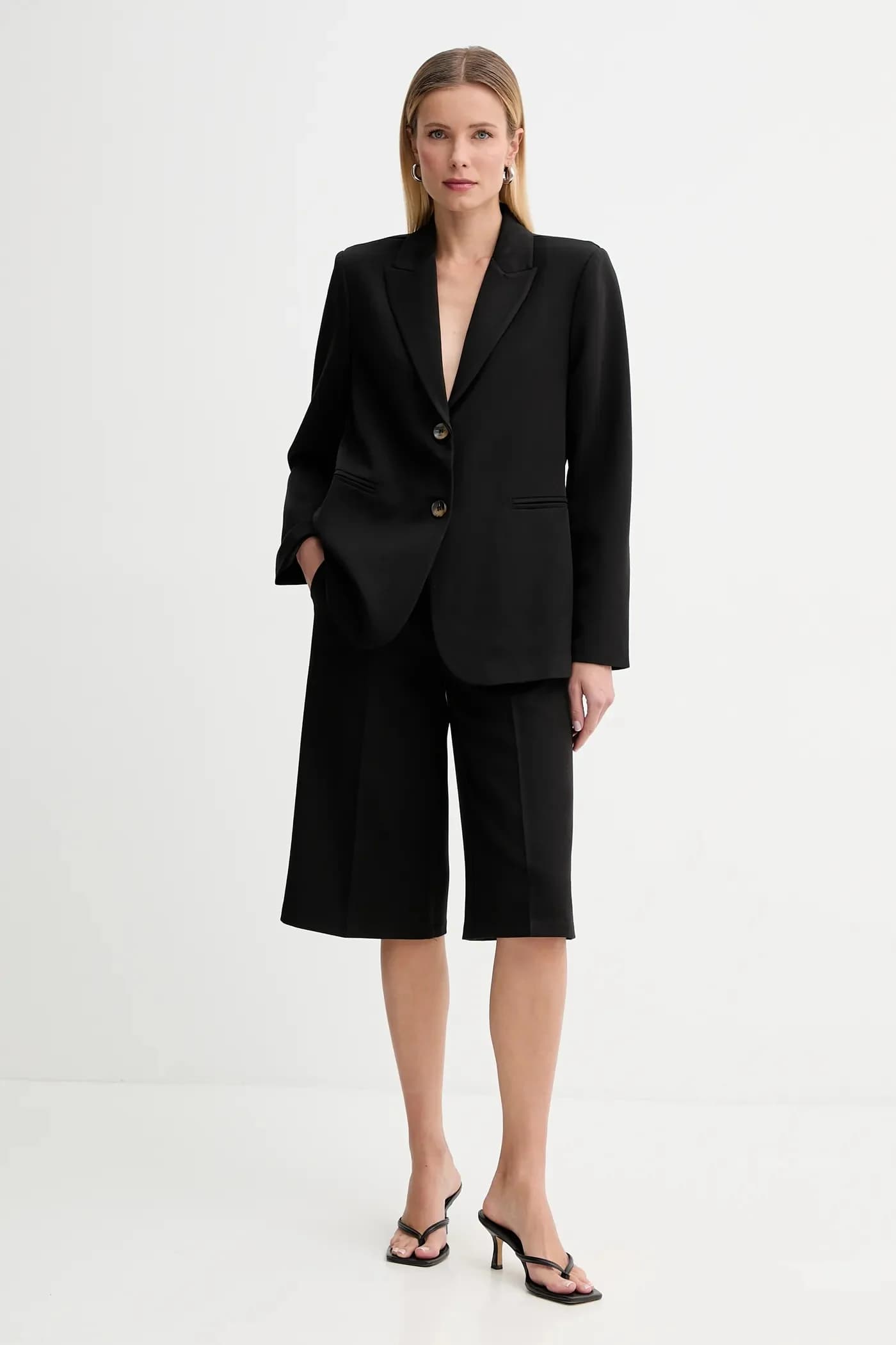 Куртка - фото 2