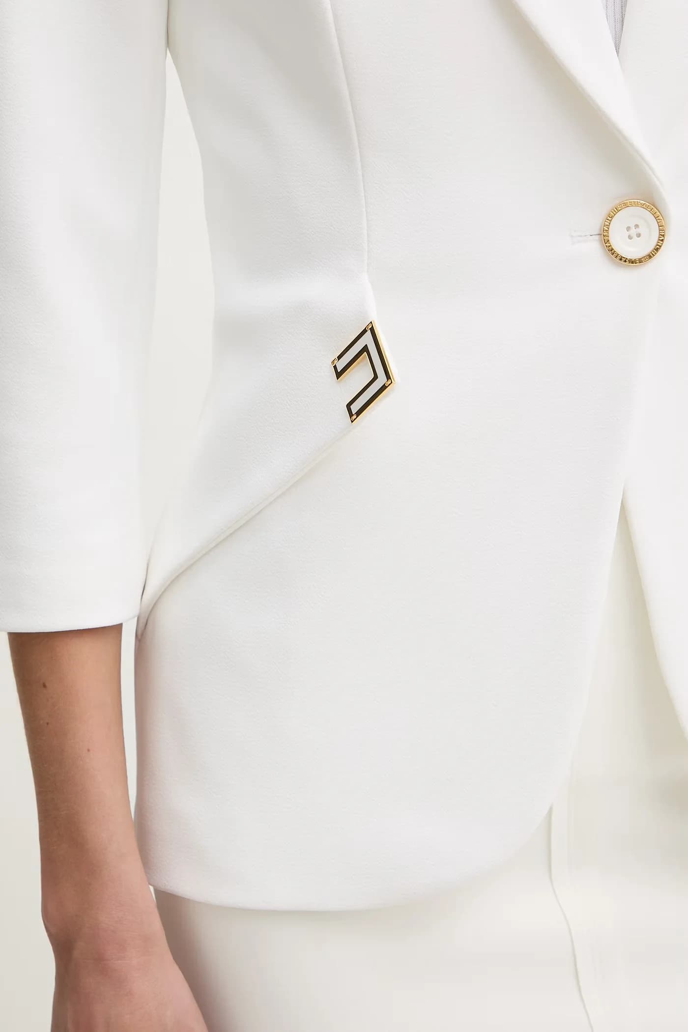 Женский однобортный пиджак - фото 5