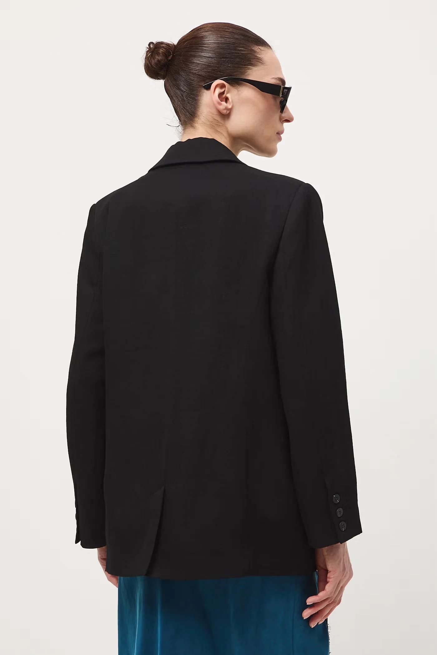 Женский двубортный пиджак - фото 3