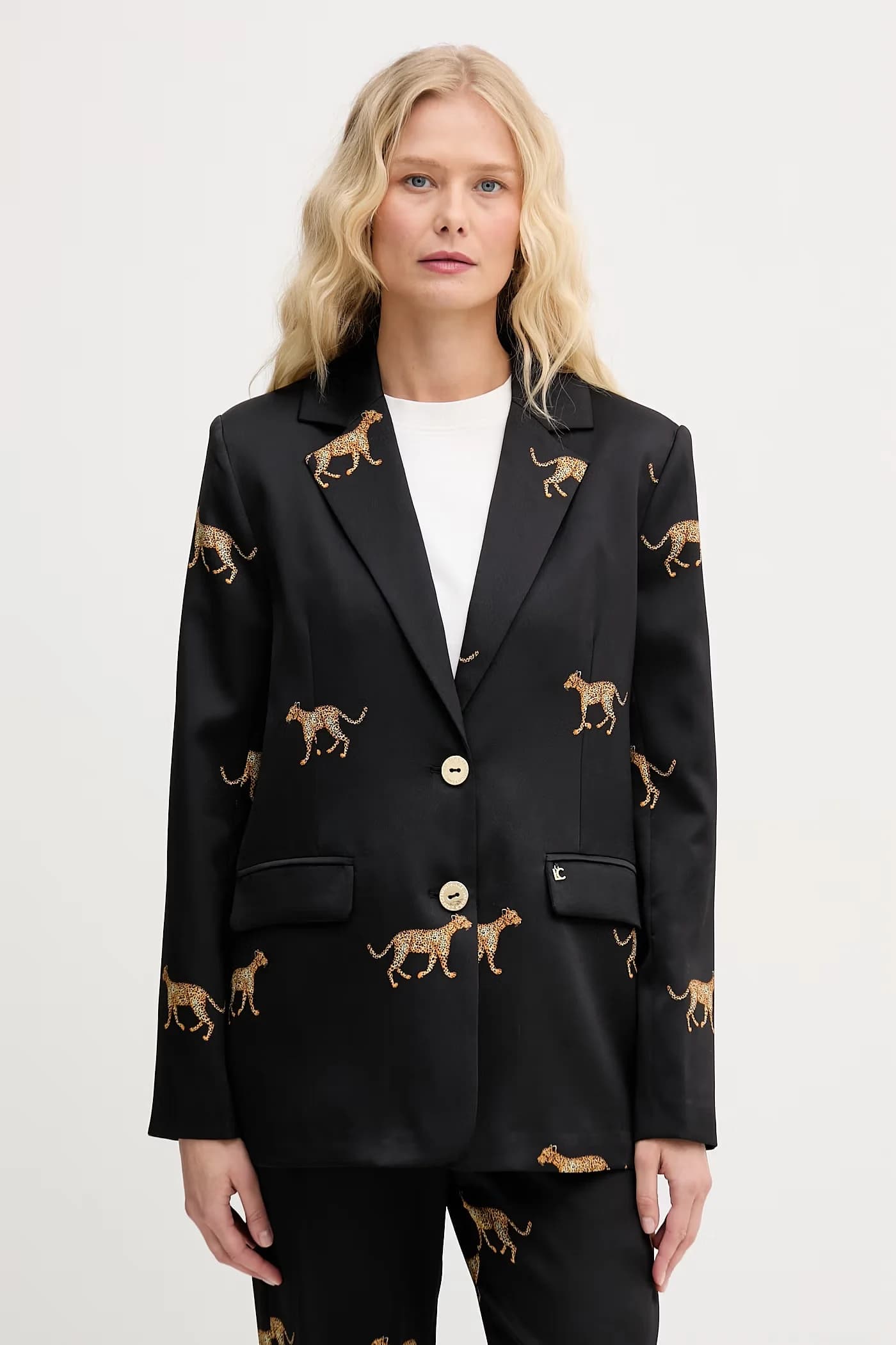 Женский однобортный пиджак