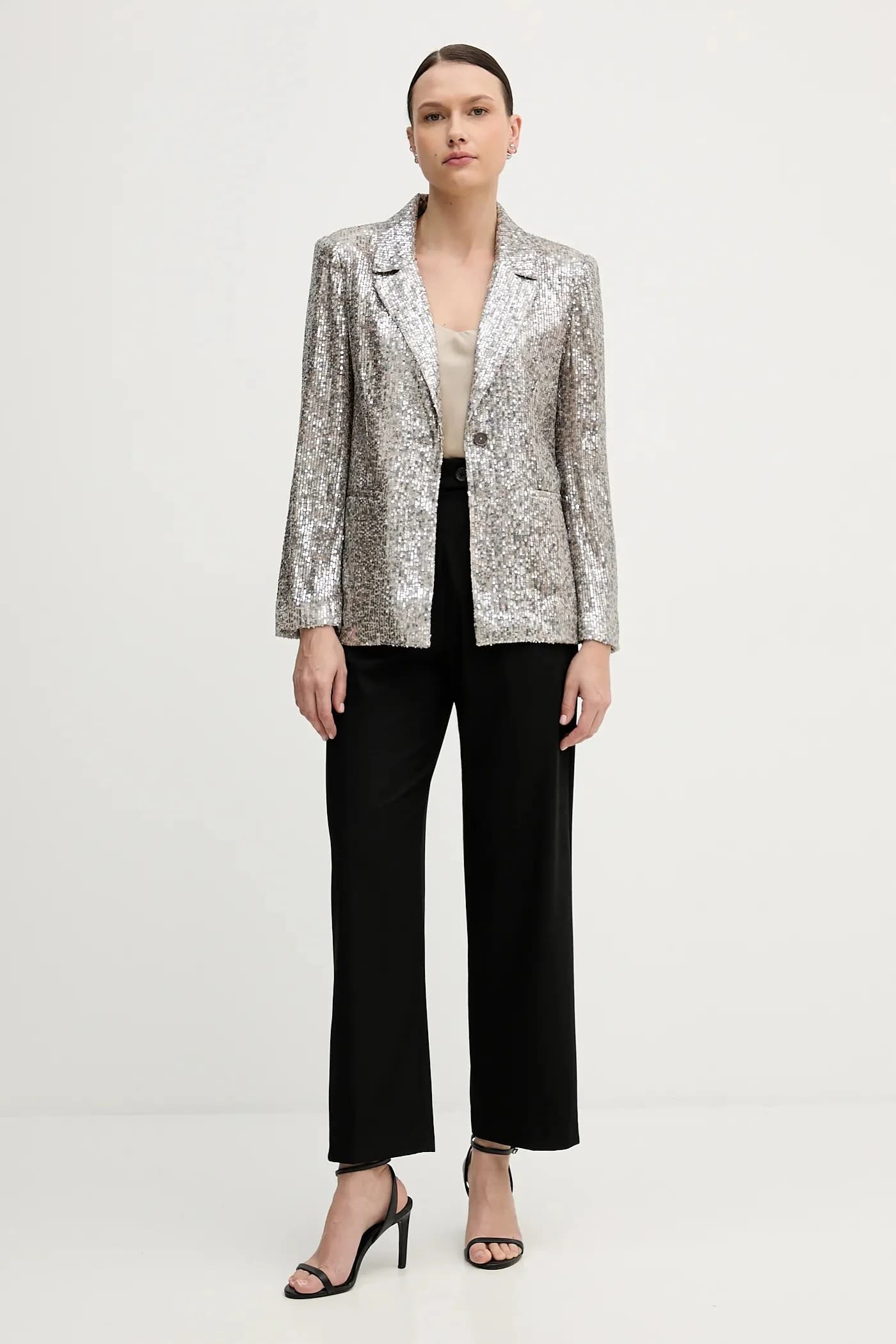 Куртка - фото 2