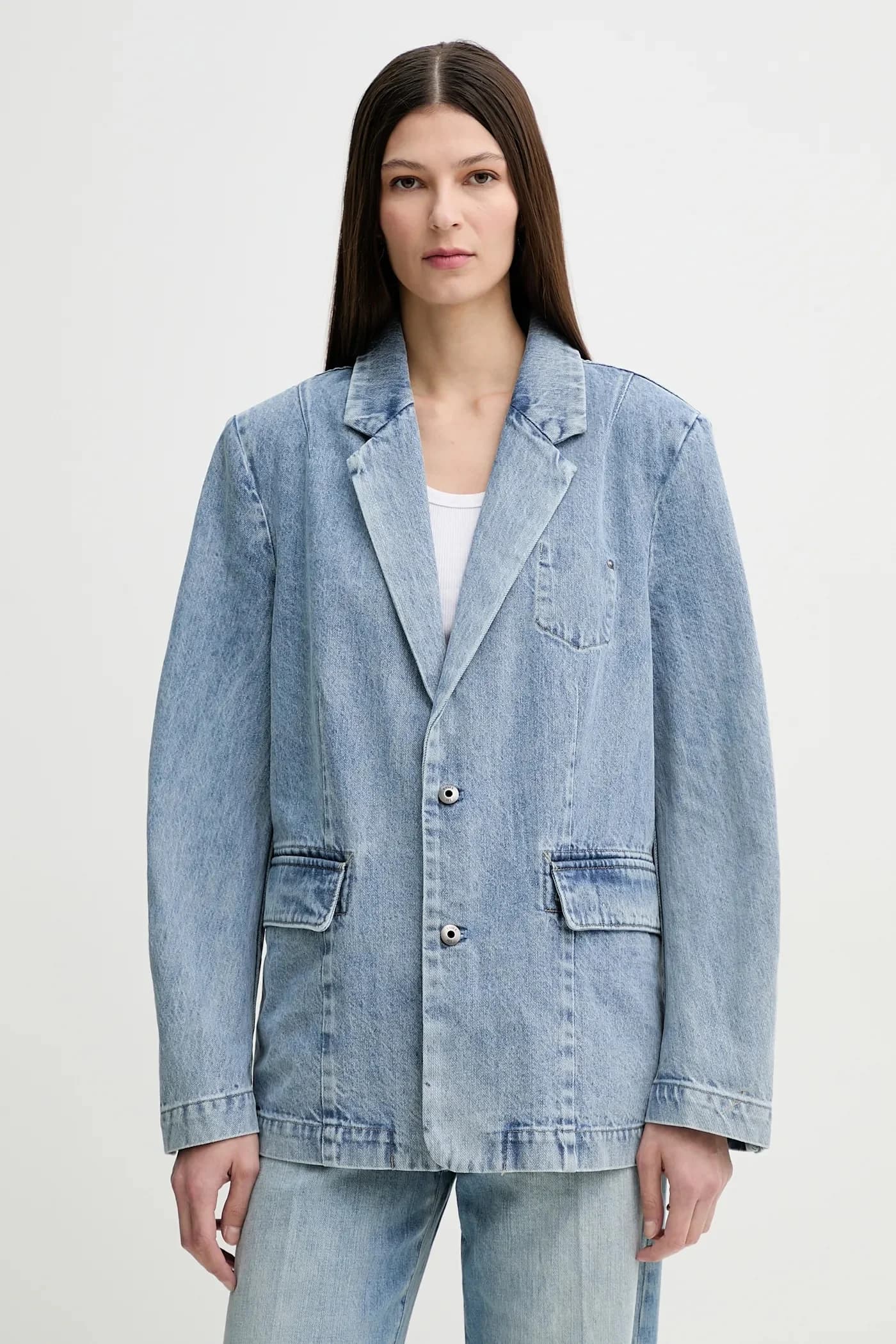 Джинсовая куртка