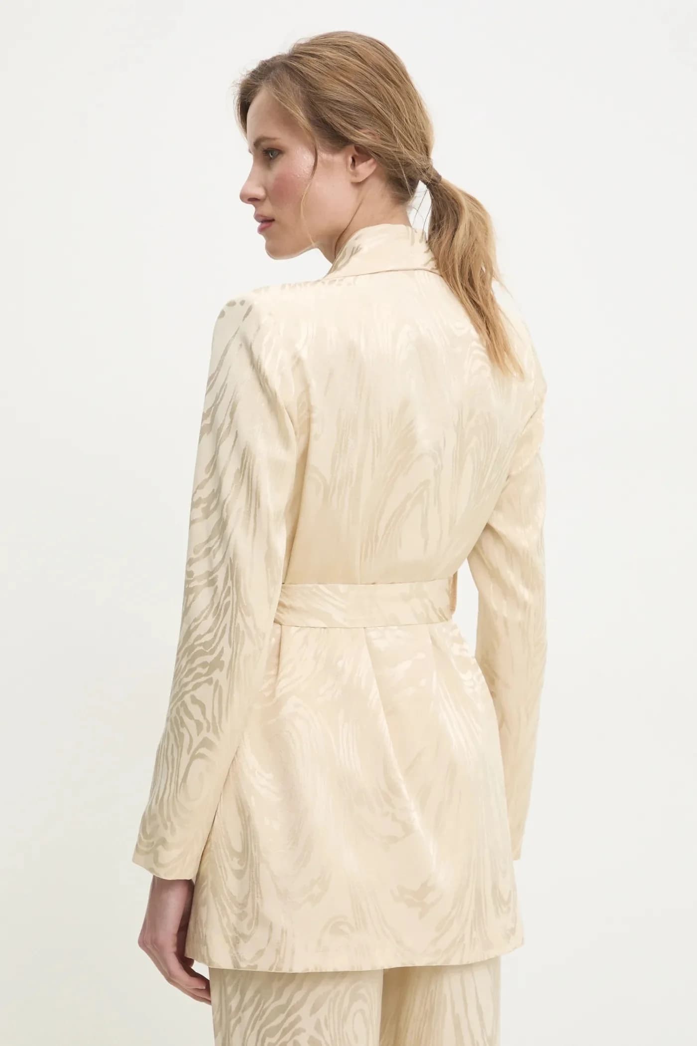 Куртка - фото 3