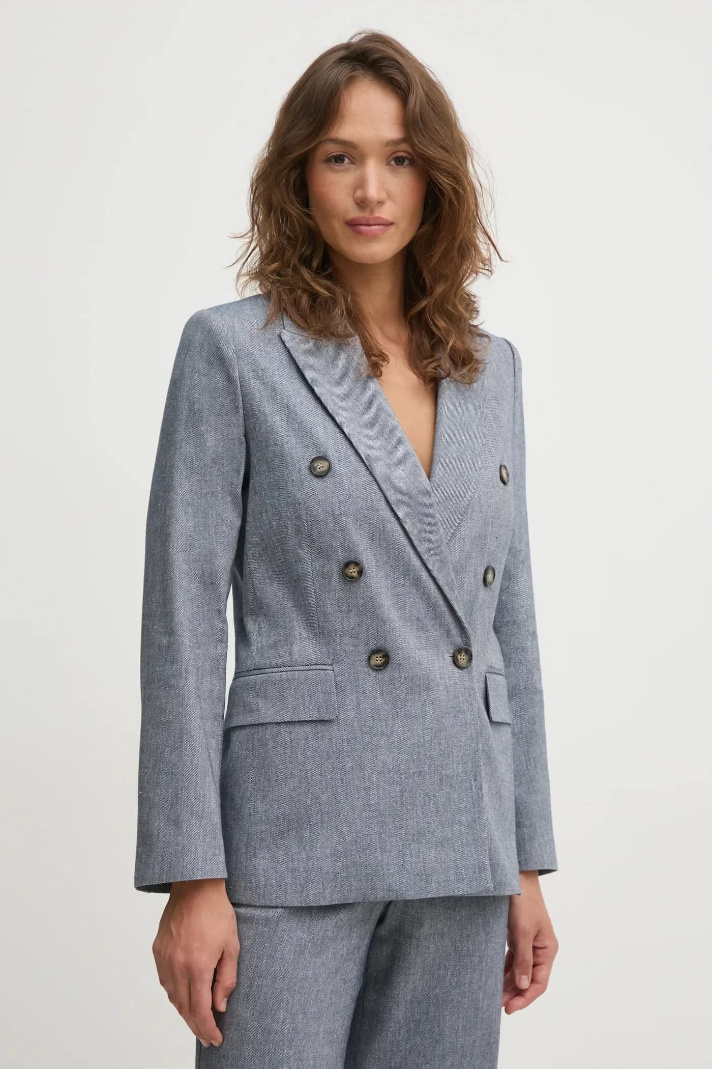 Пиджак из смесового льна