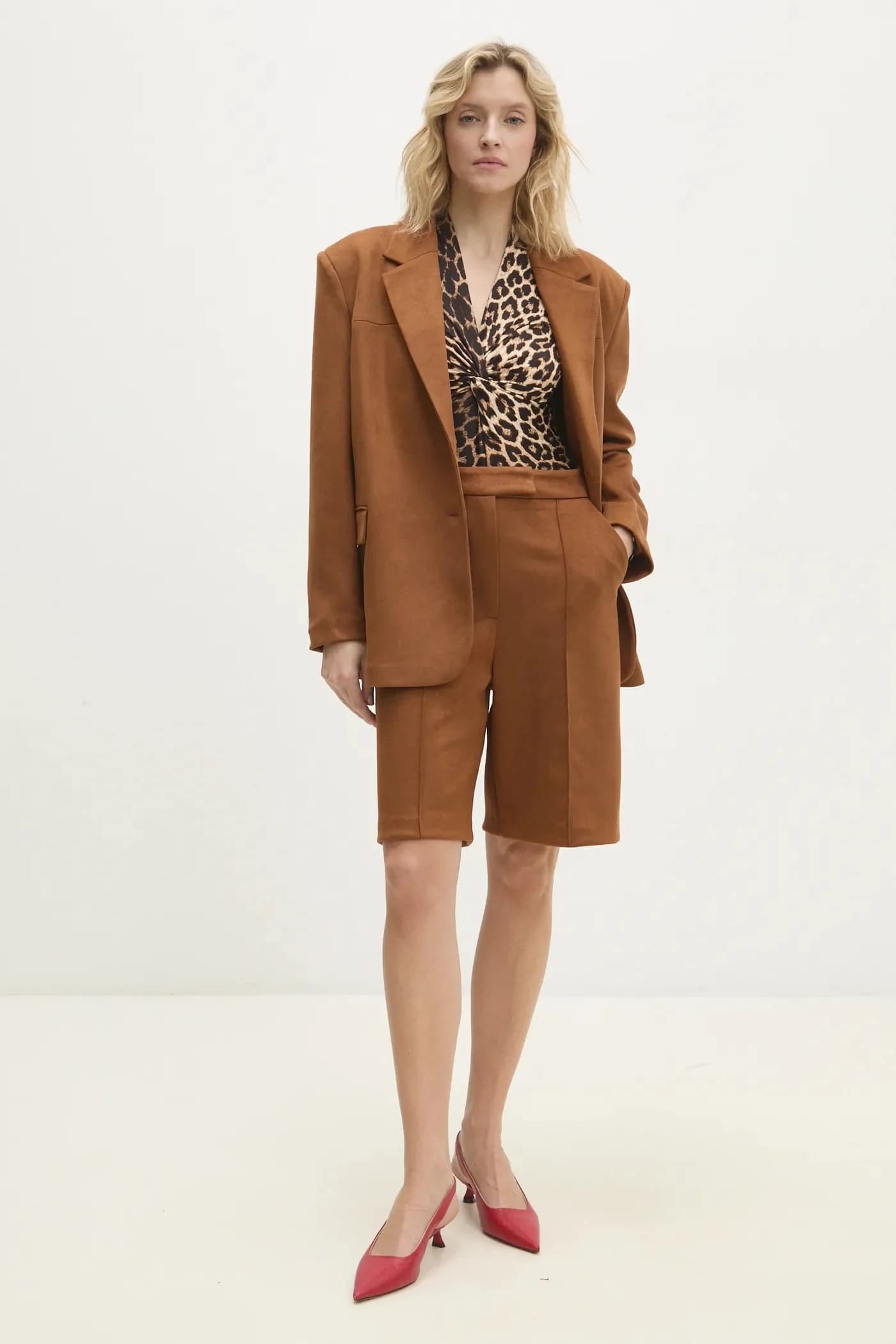 Куртка - фото 2