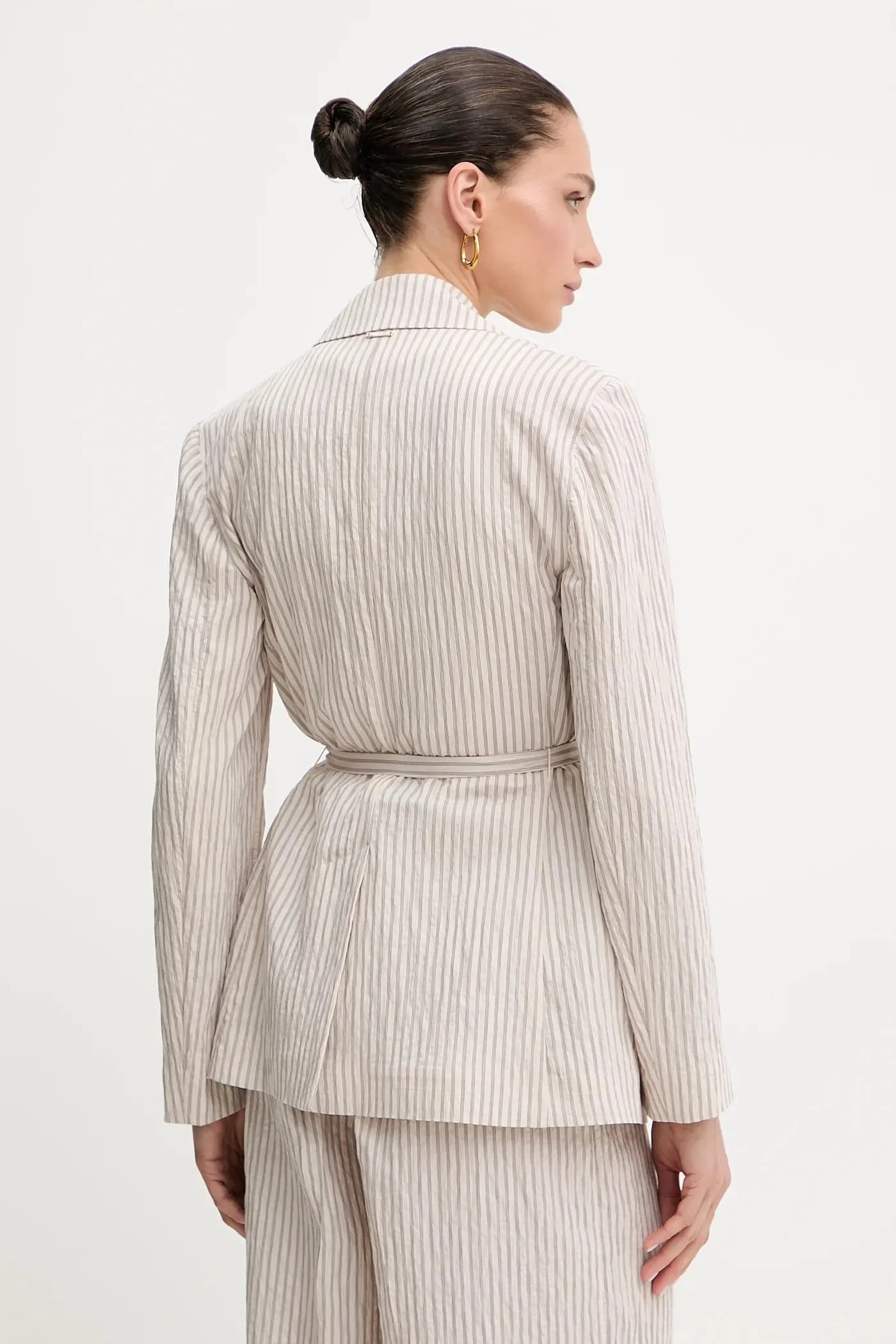 Куртка - фото 3