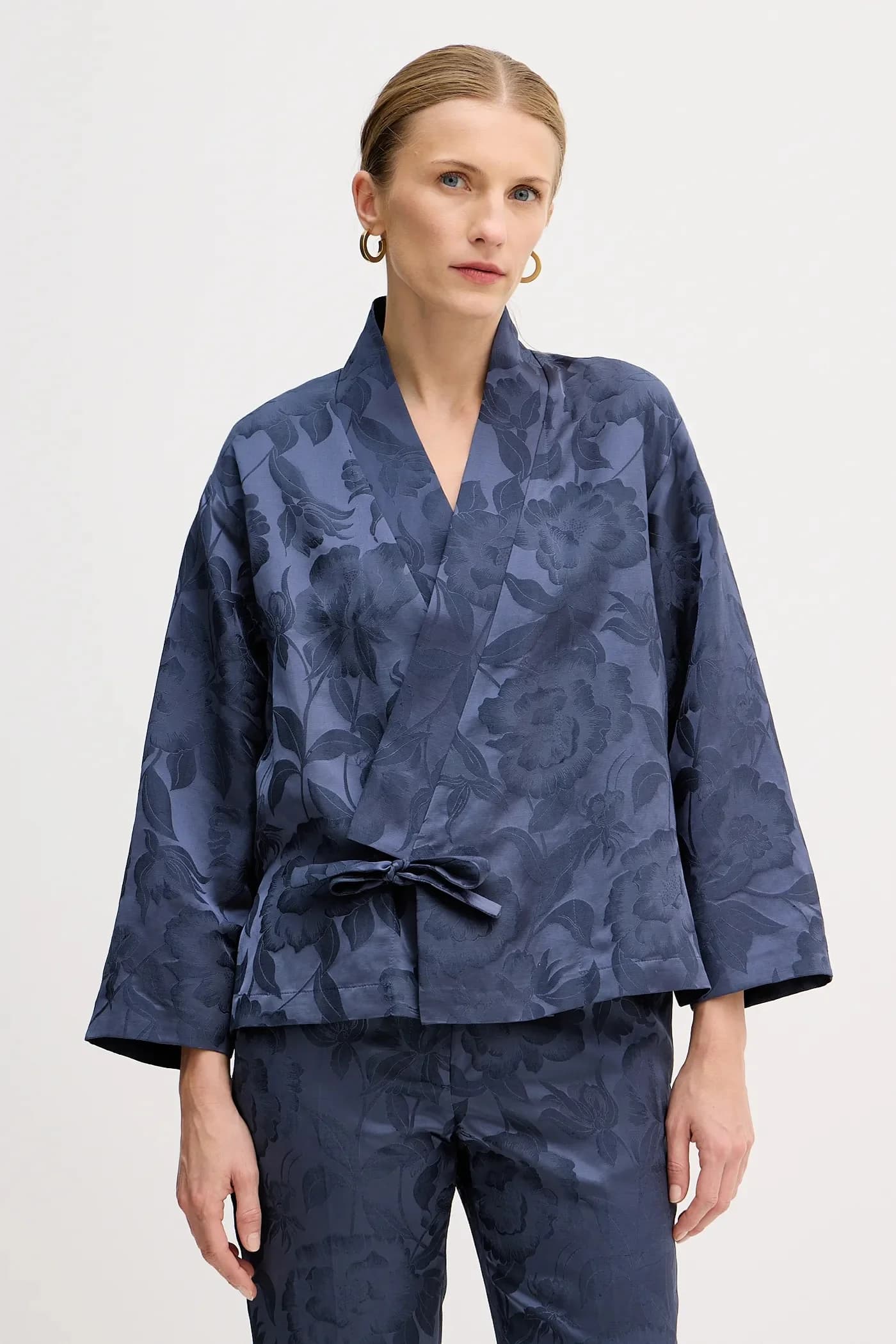 Пиджак из смесового льна