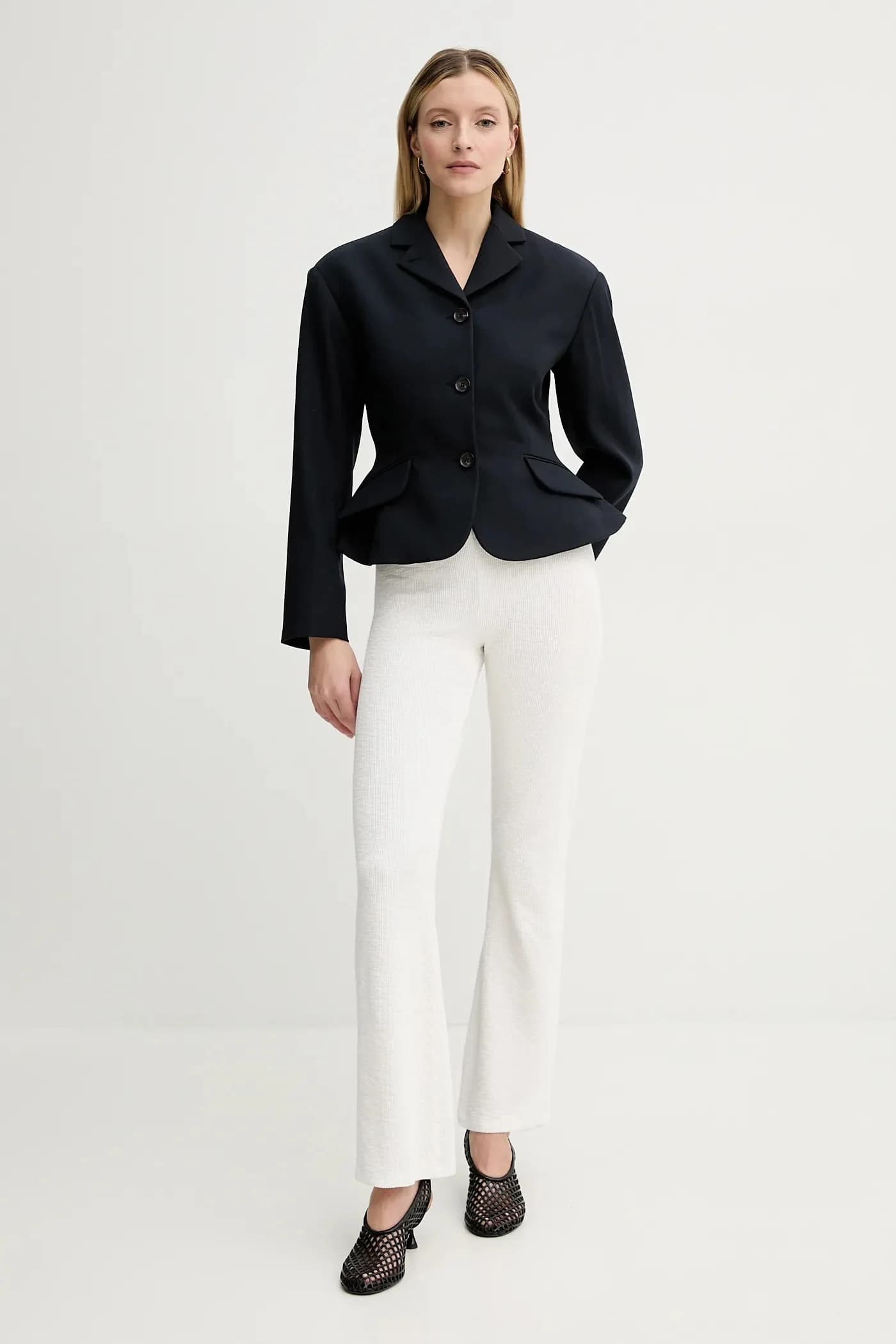 Шерстяная куртка - фото 2