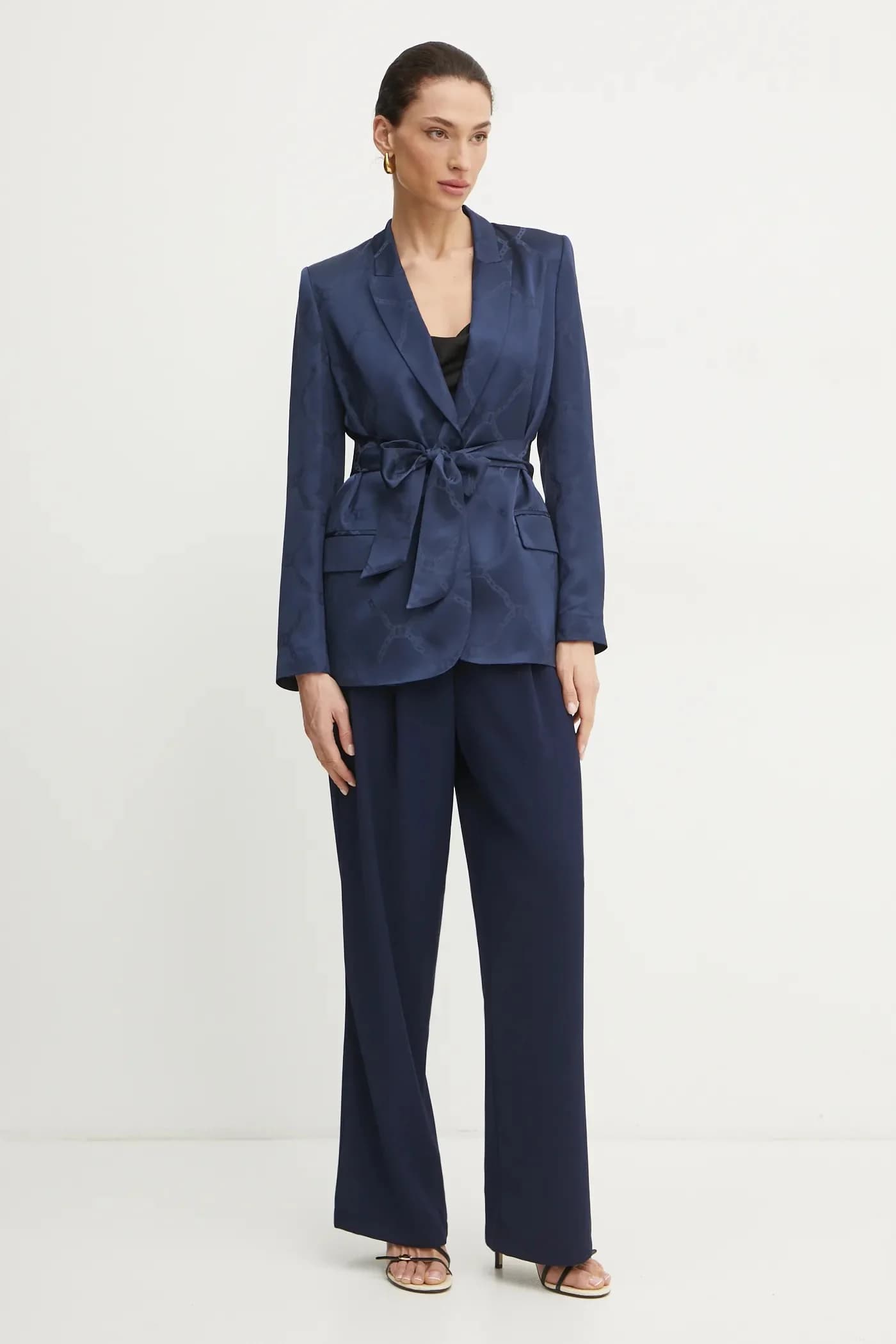 Куртка - фото 2