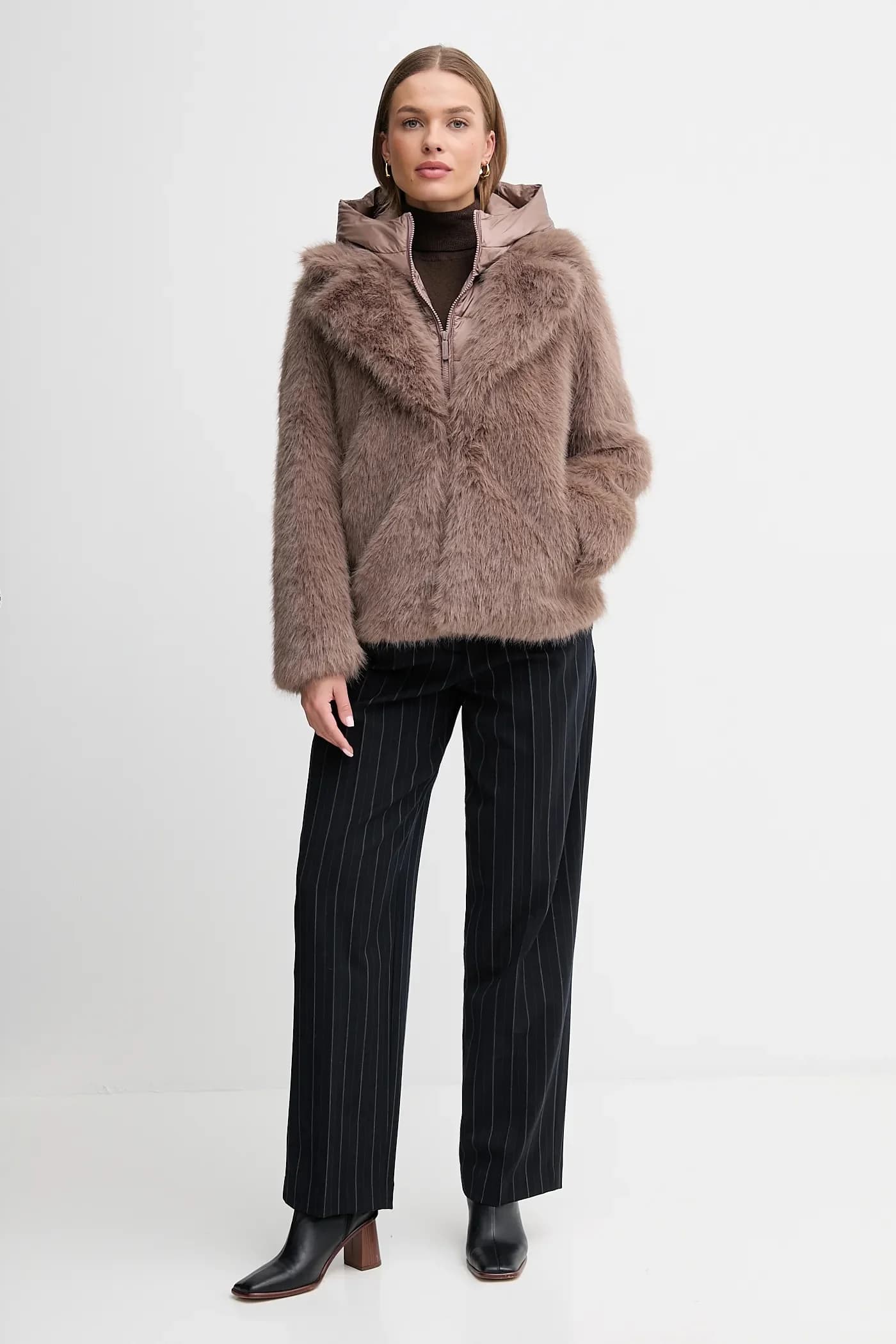 Пуховое пальто - фото 2