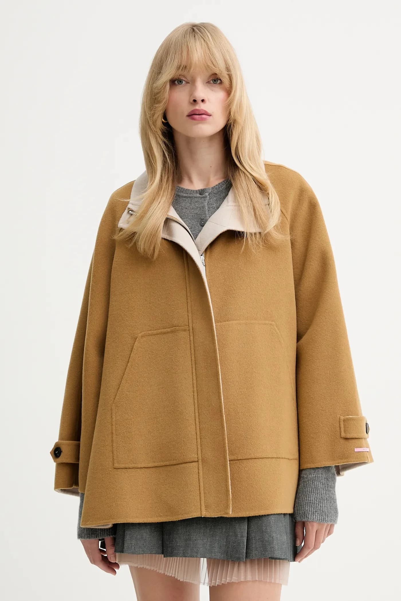 Шерстяное пальто