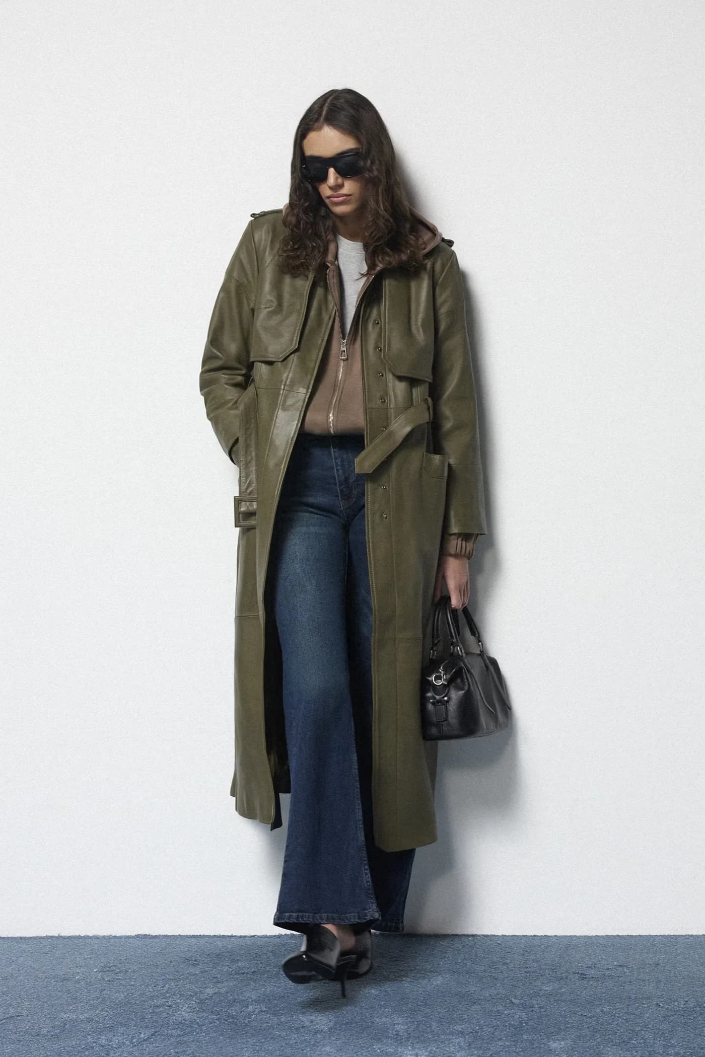 Женский кожаный тренч