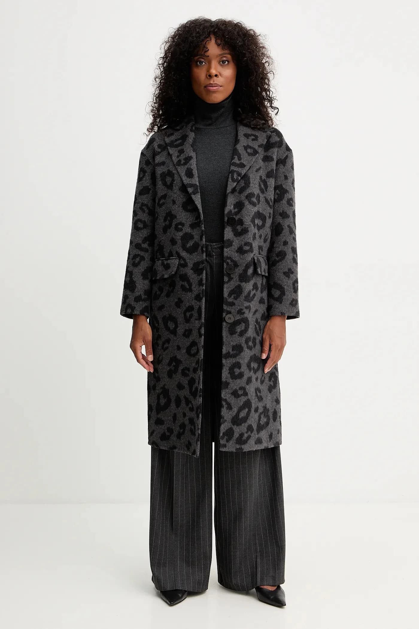 JUAN шерстяное пальто