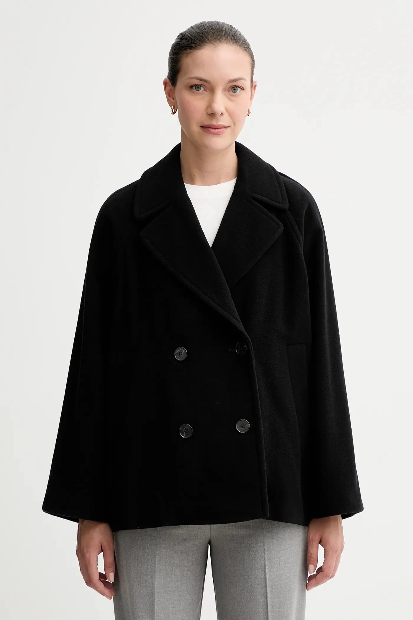 Шерстяное пальто