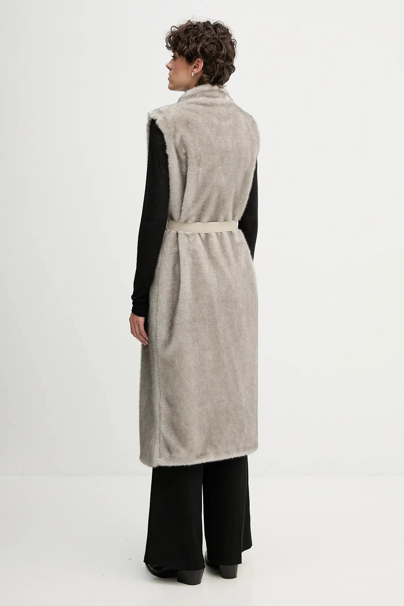 Без рукавов - фото 3