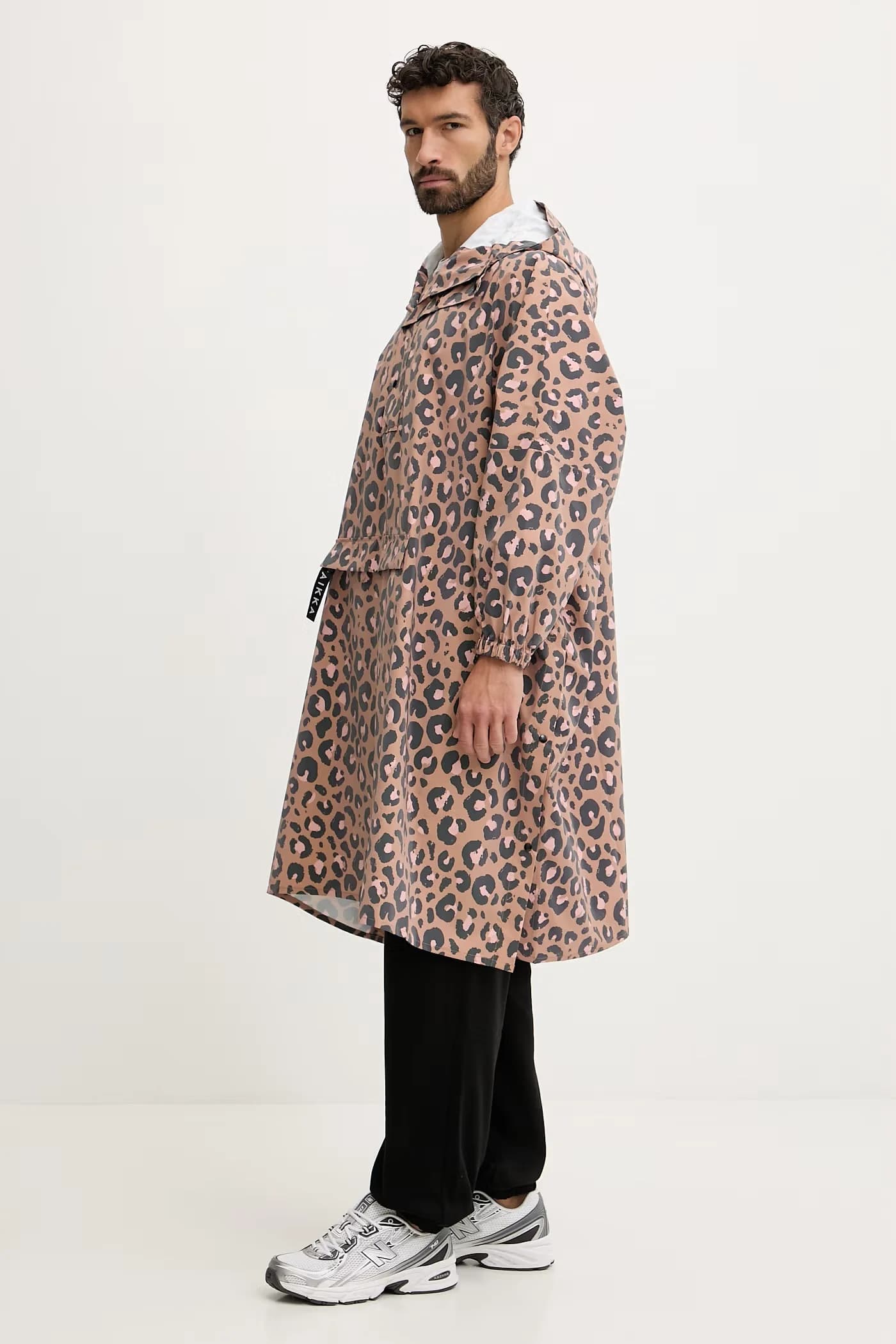 Пальто 63 х 48 х 0,9 см. - фото 5