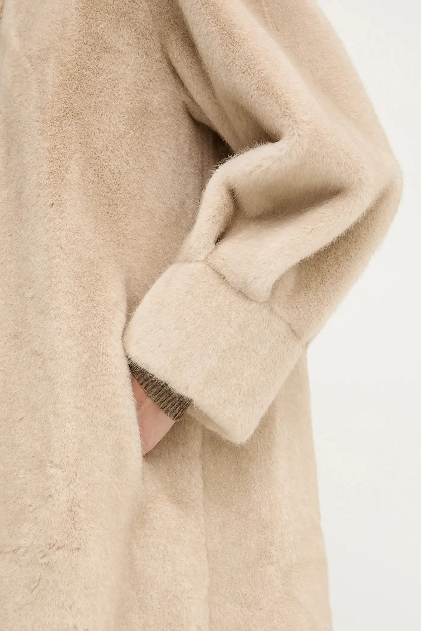 Пальто - фото 7